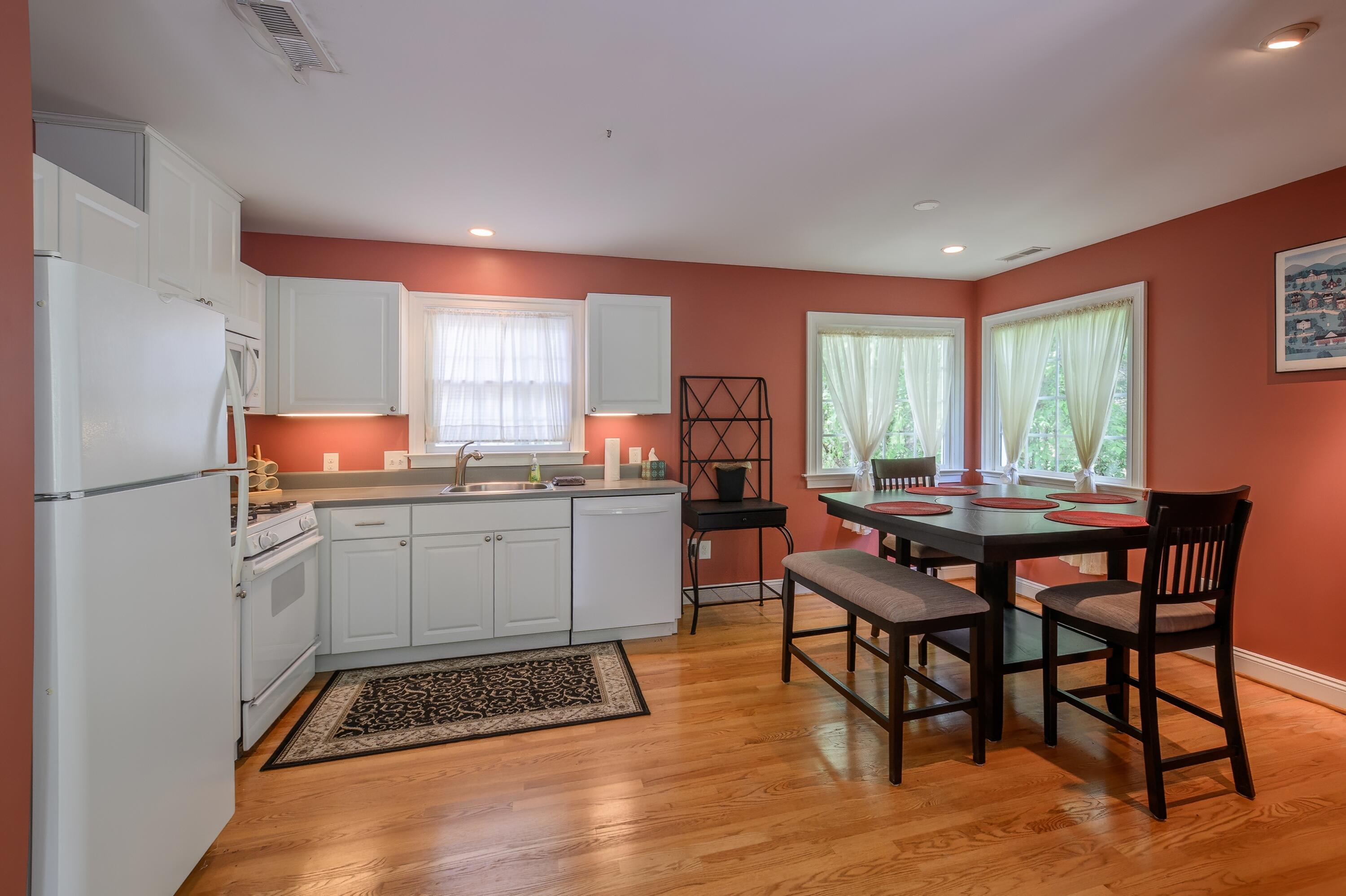 1152 Collierstown Rd