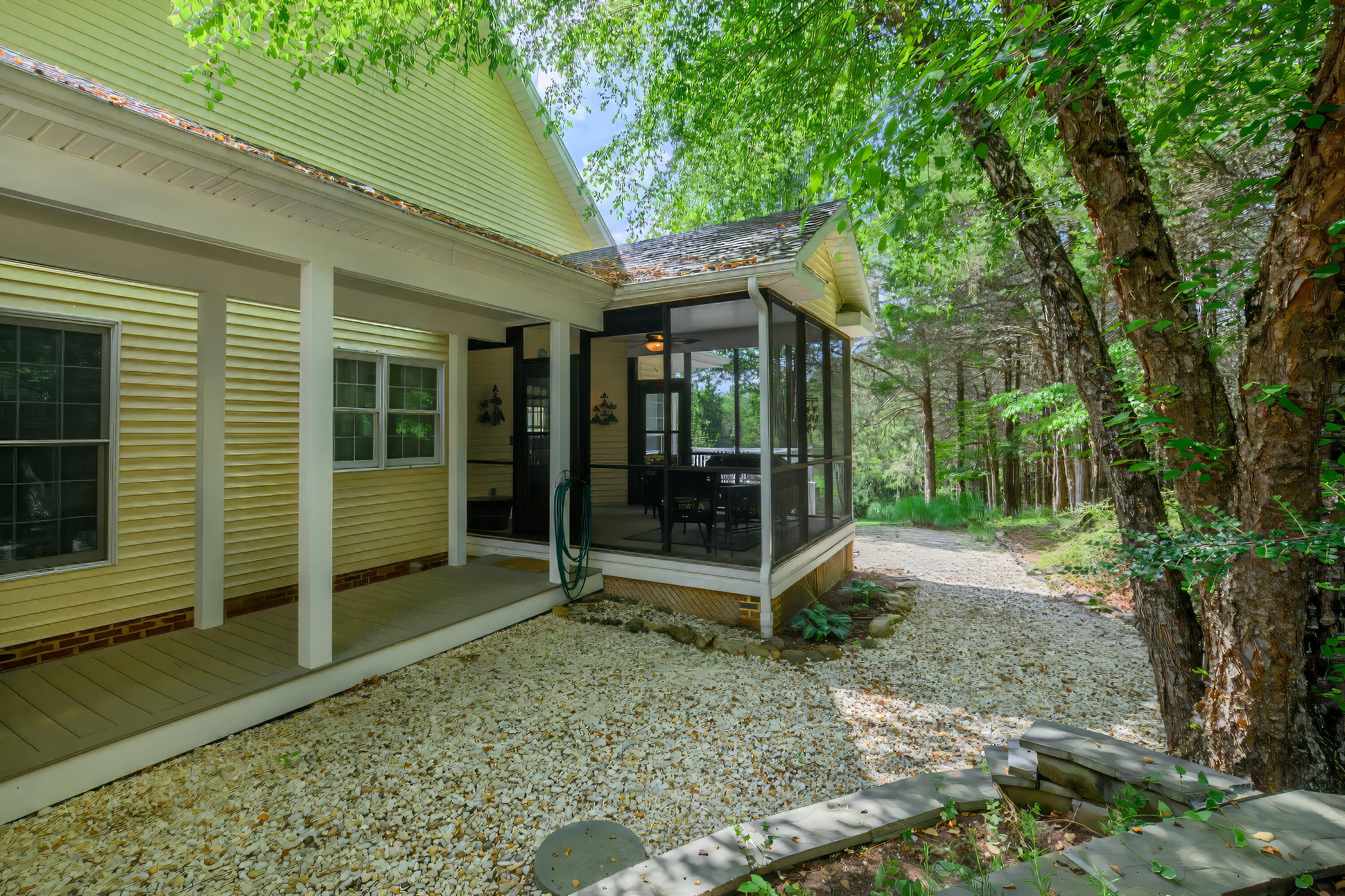 1152 Collierstown Rd