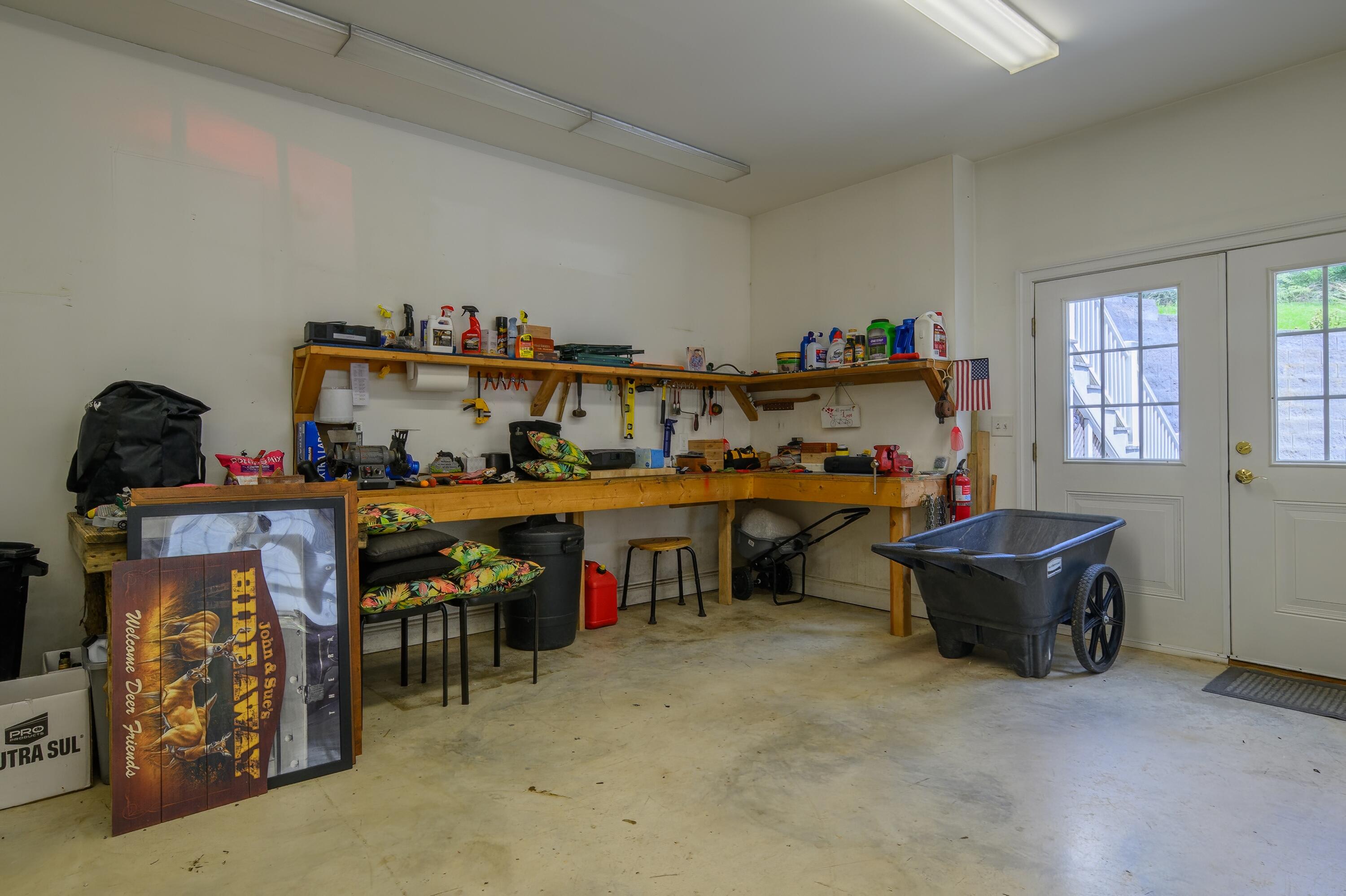 1152 Collierstown Rd