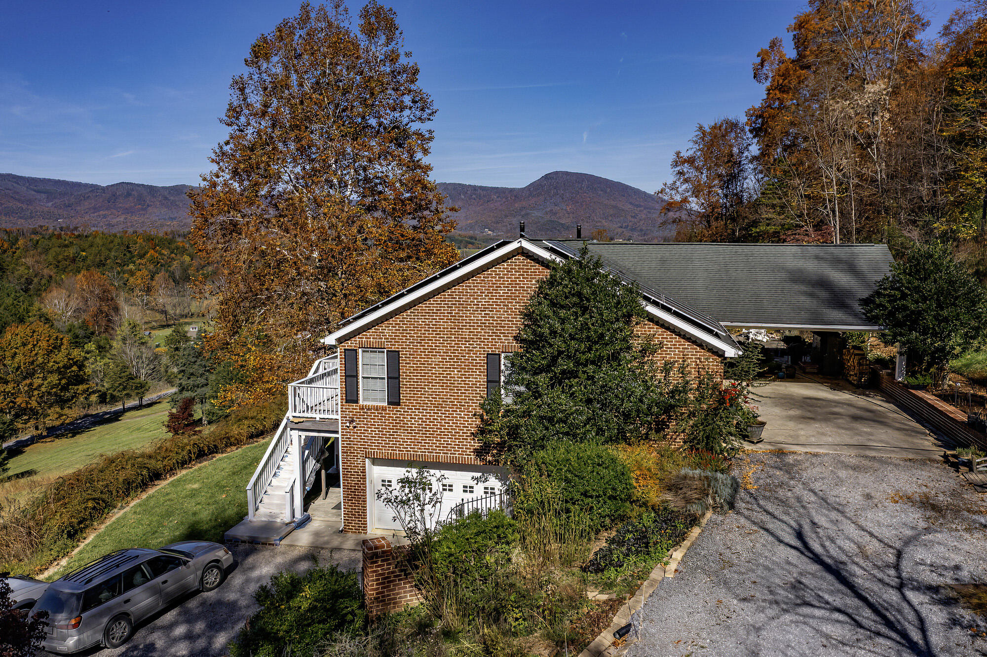825 Still House Dr