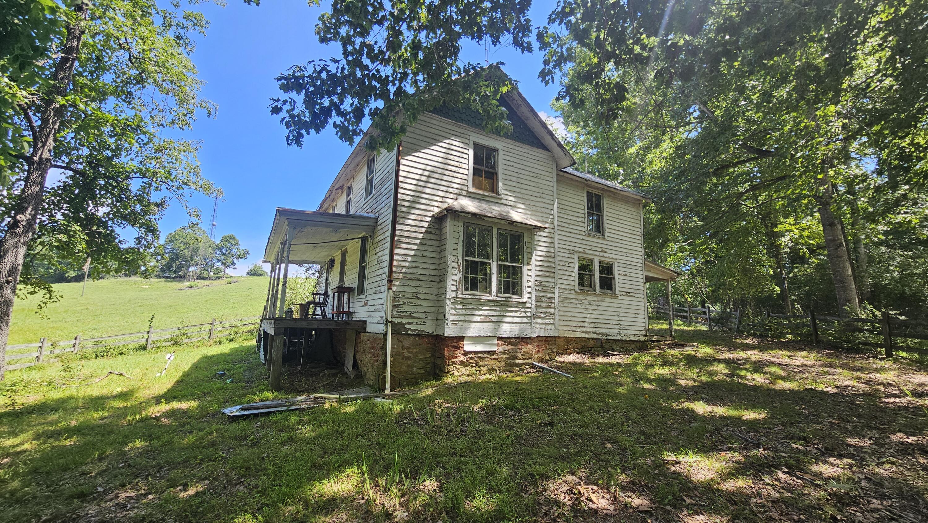 534 Knob Rd