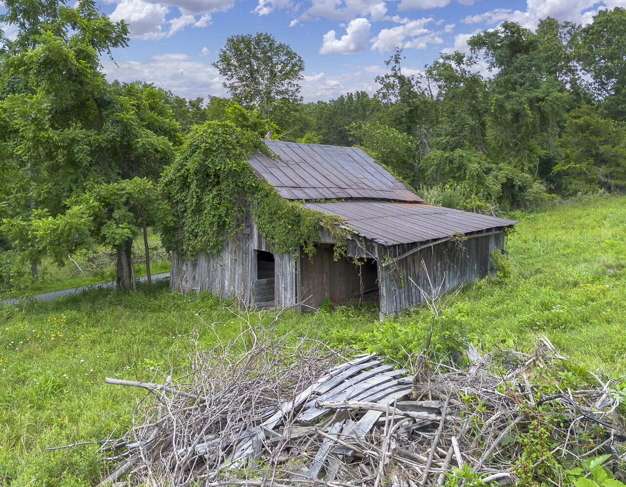 534 Knob Rd