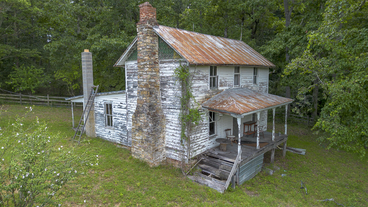 534 Knob Rd