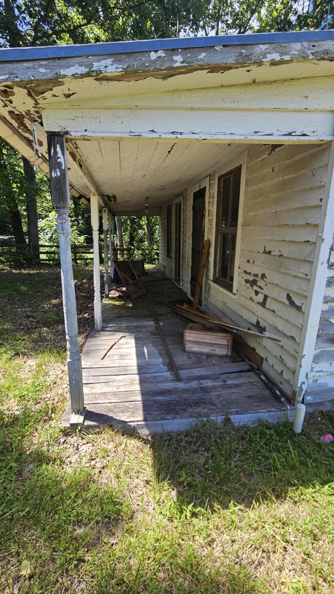 534 Knob Rd
