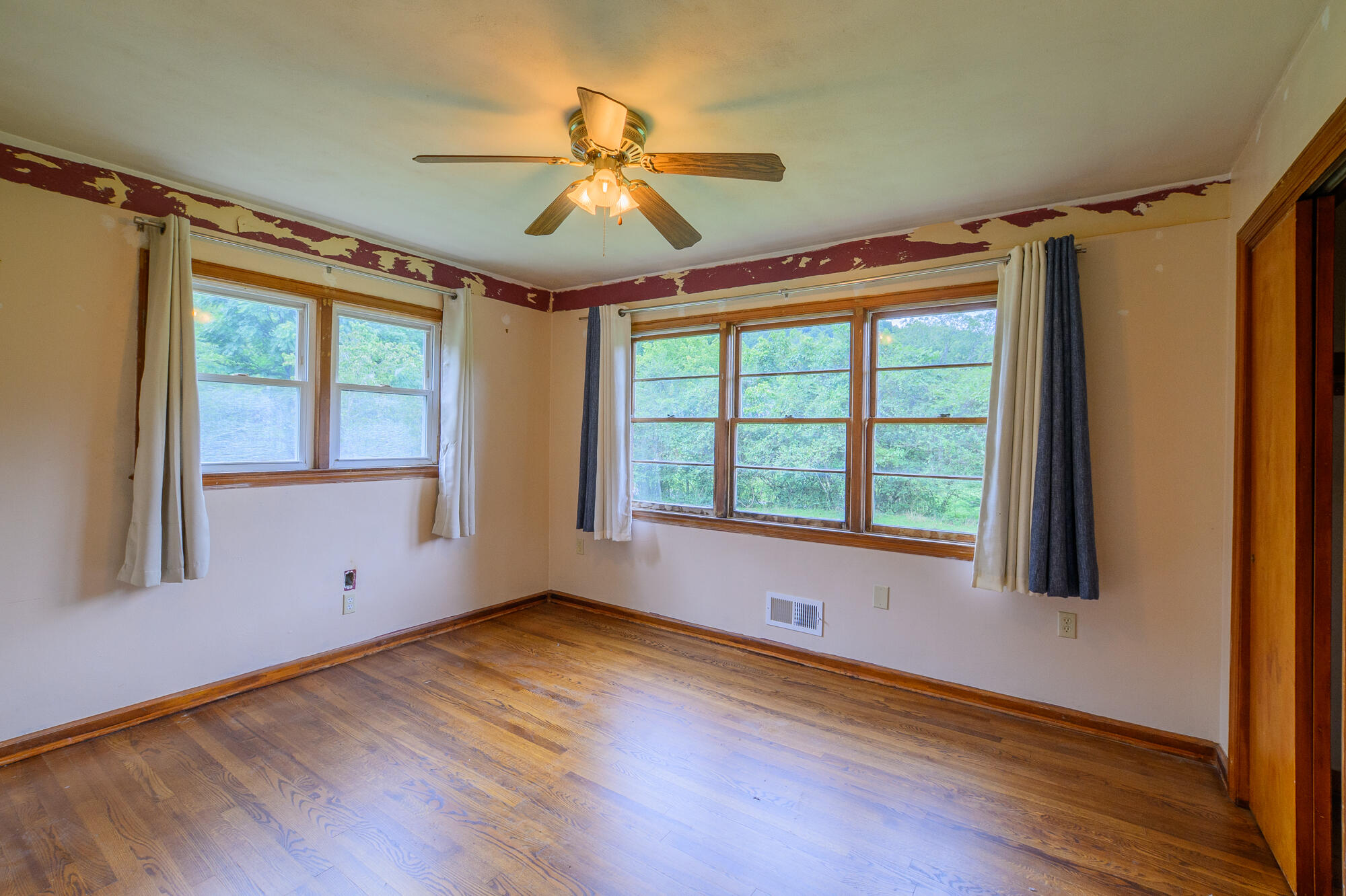 35 Elk Creek Ln