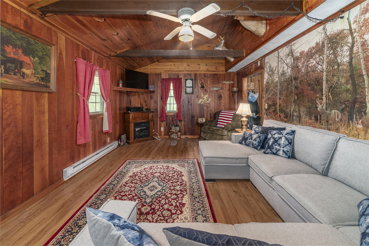 1560 Pedlar River Rd