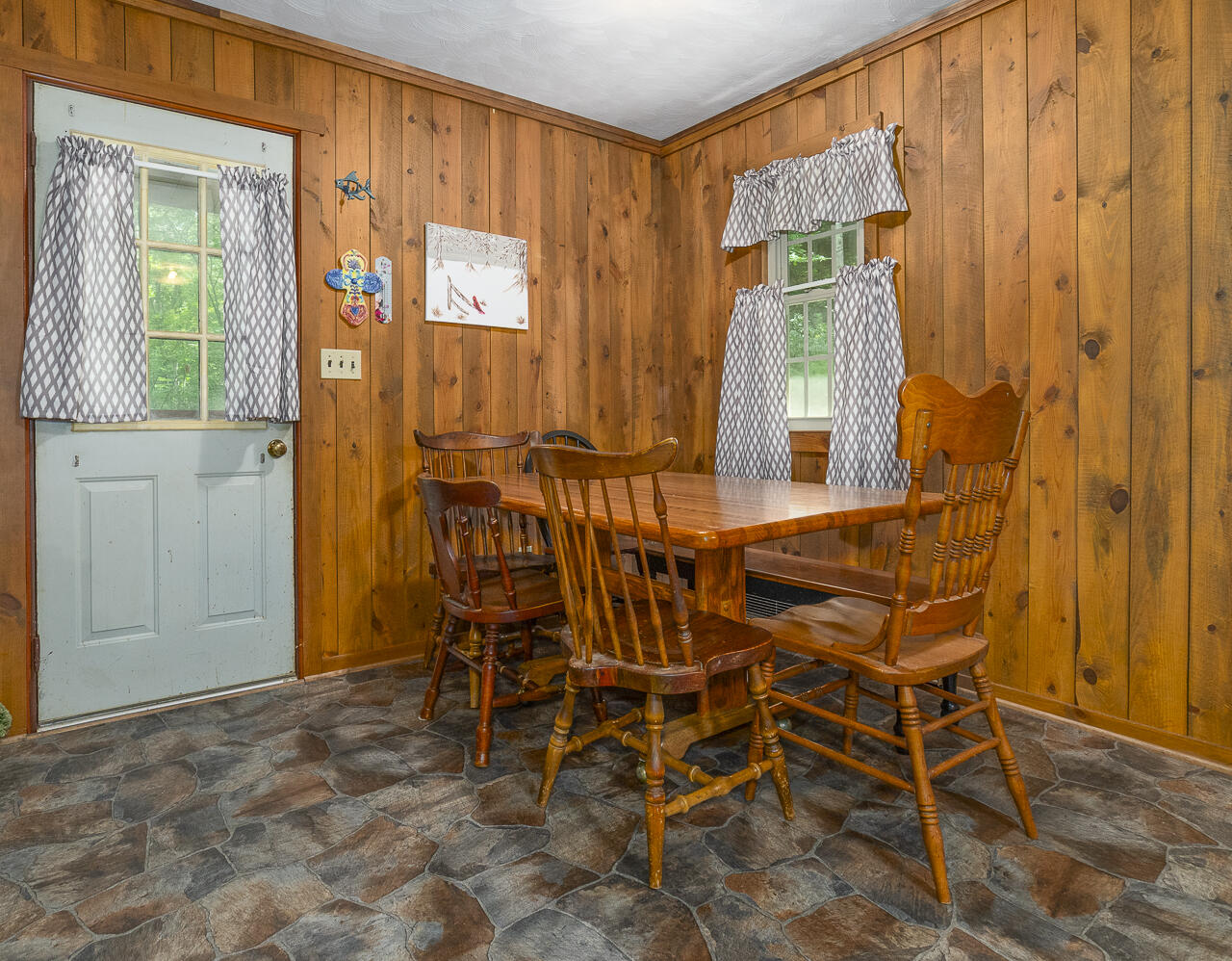 1560 Pedlar River Rd