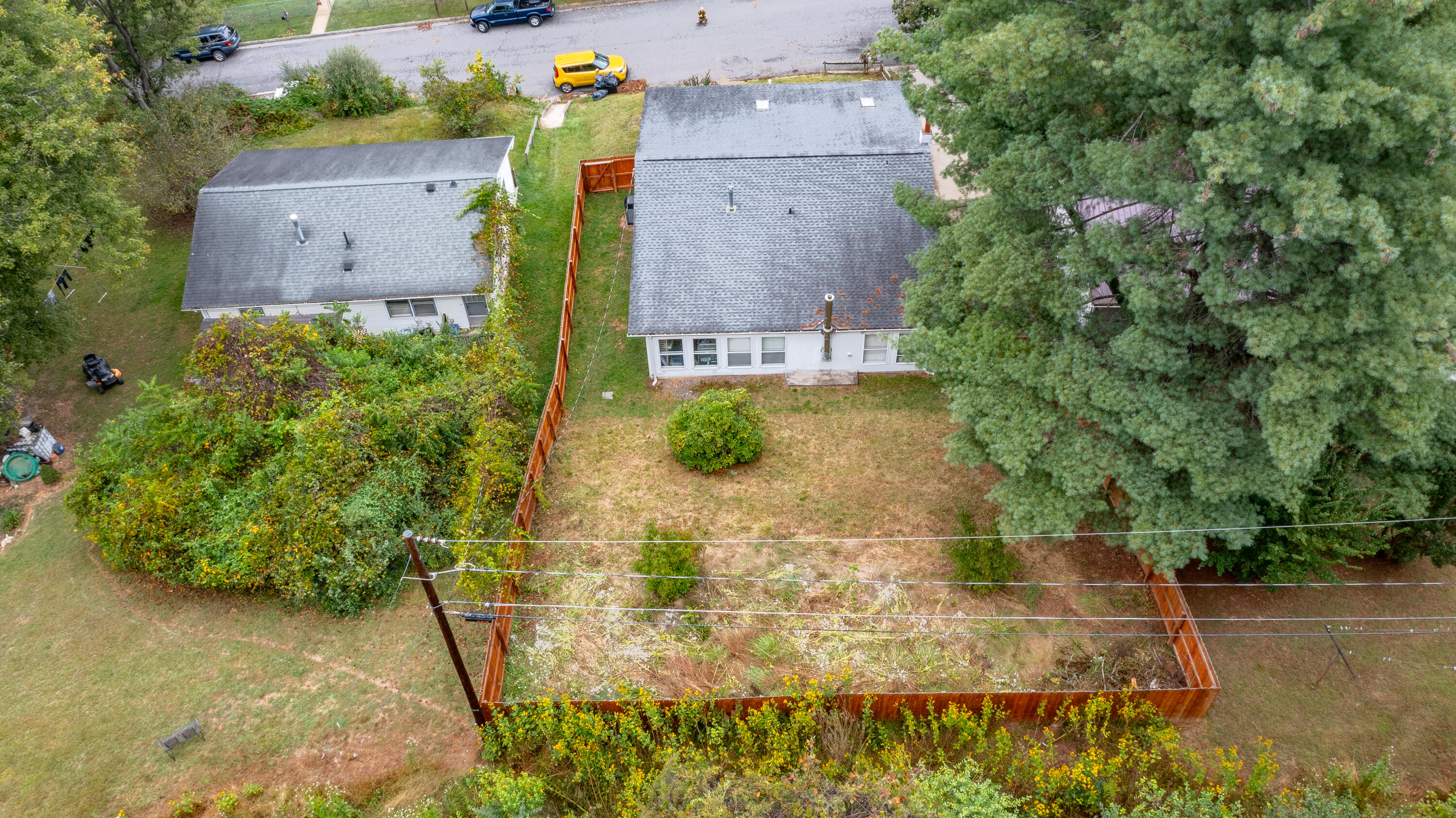 172 W 37th St