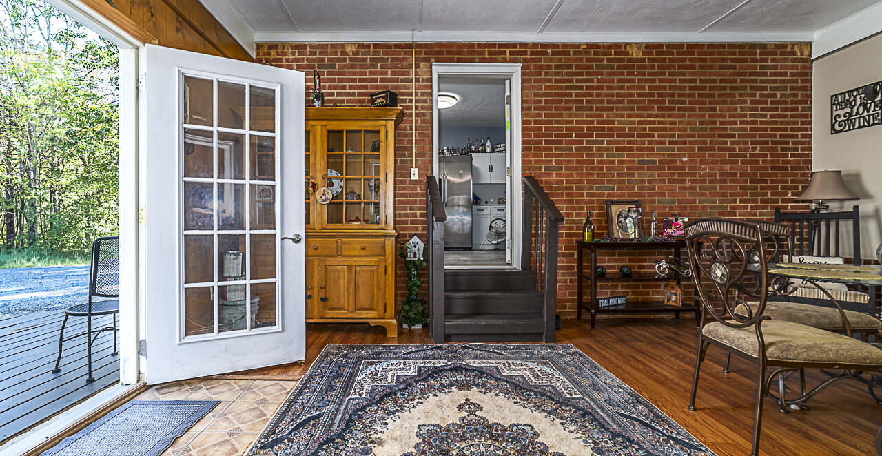 893 Wert Faulkner Highway