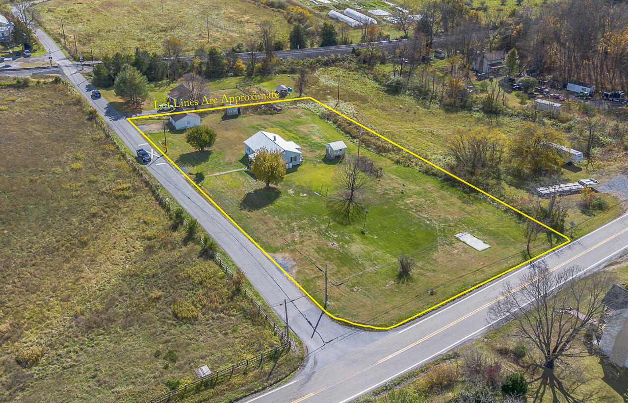 18 Little River Rd