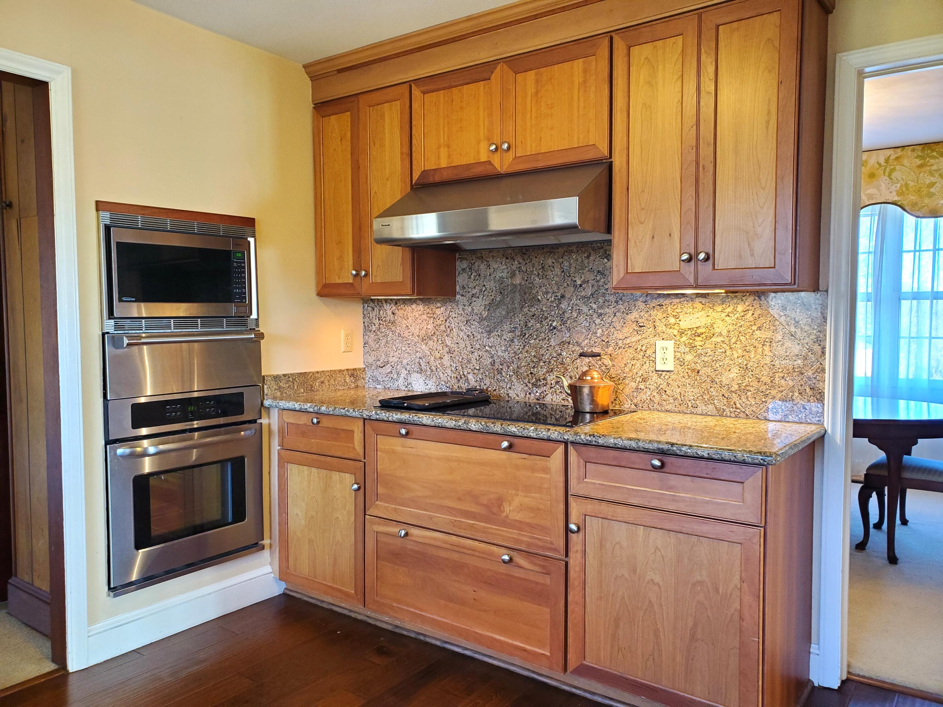 43 Stoneview Cir