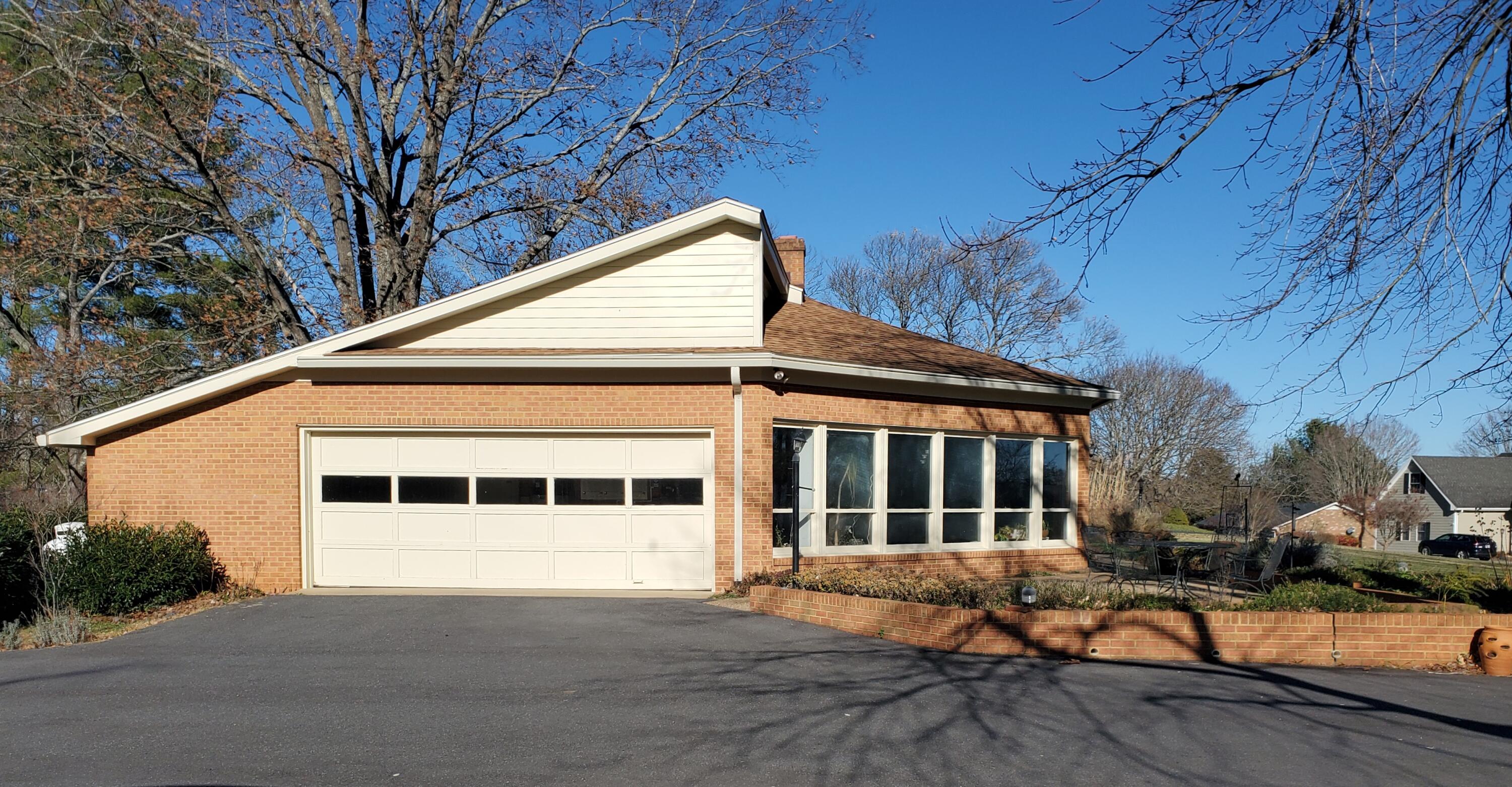 43 Stoneview Cir
