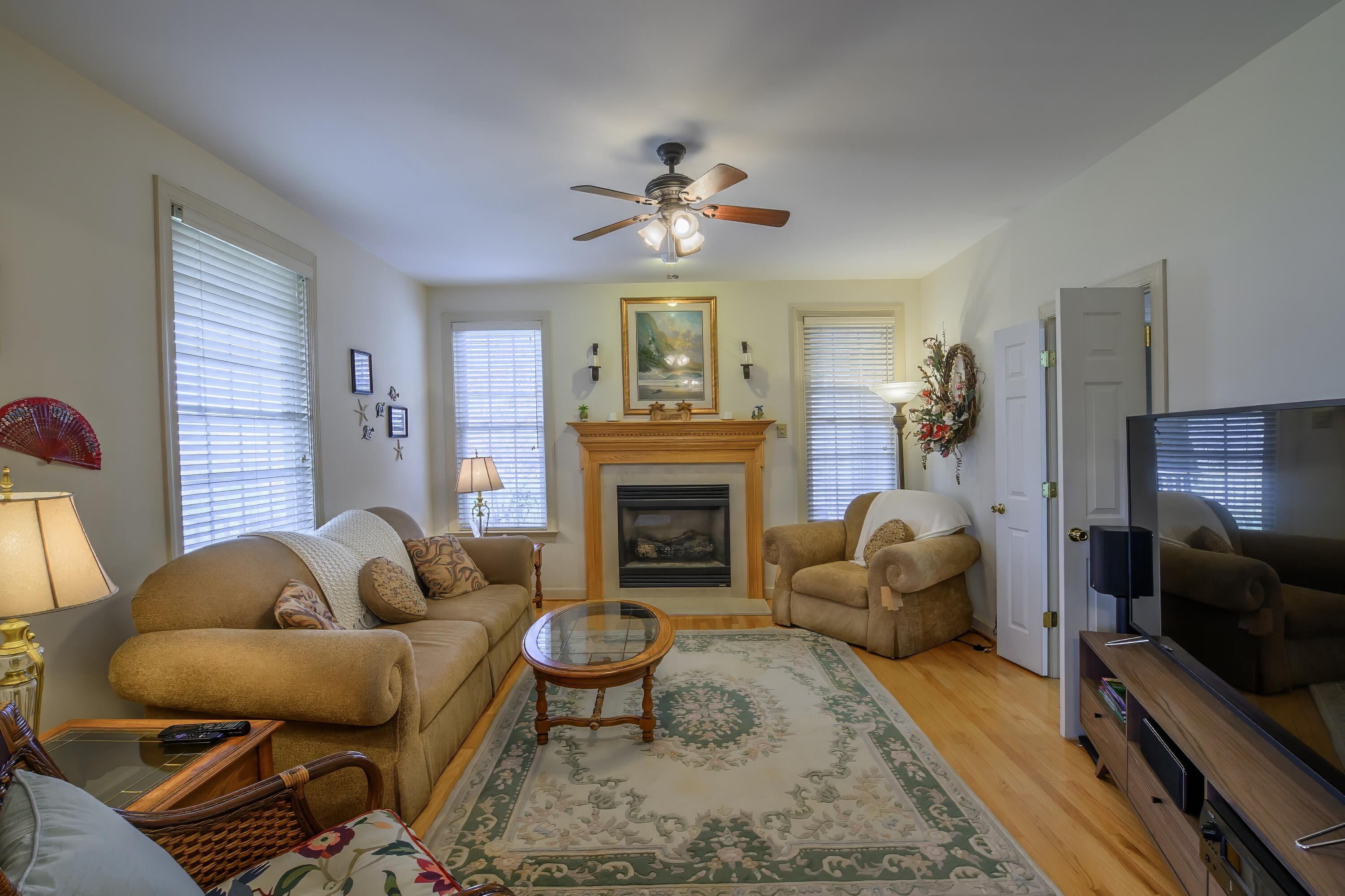 180 Longview Meadow Dr