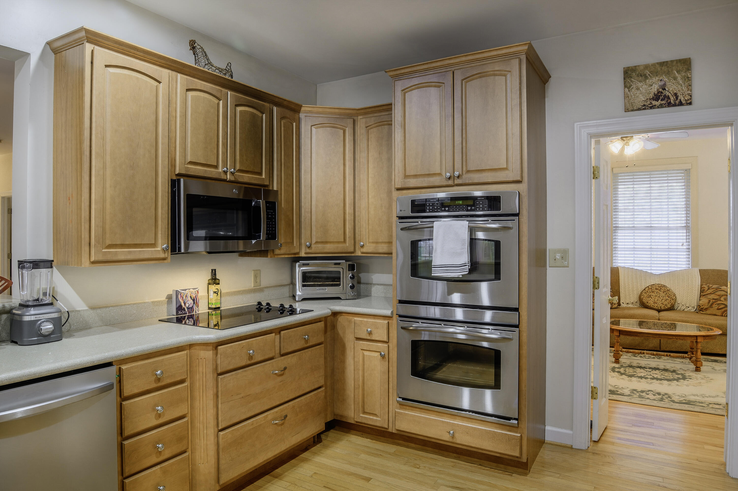 180 Longview Meadow Dr