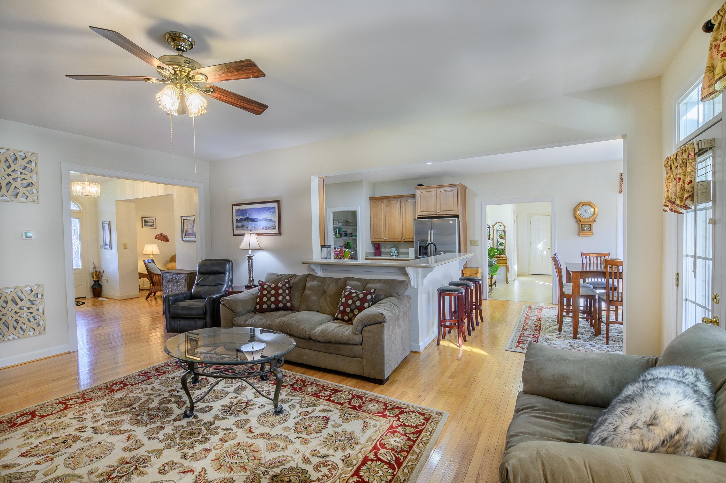180 Longview Meadow Dr