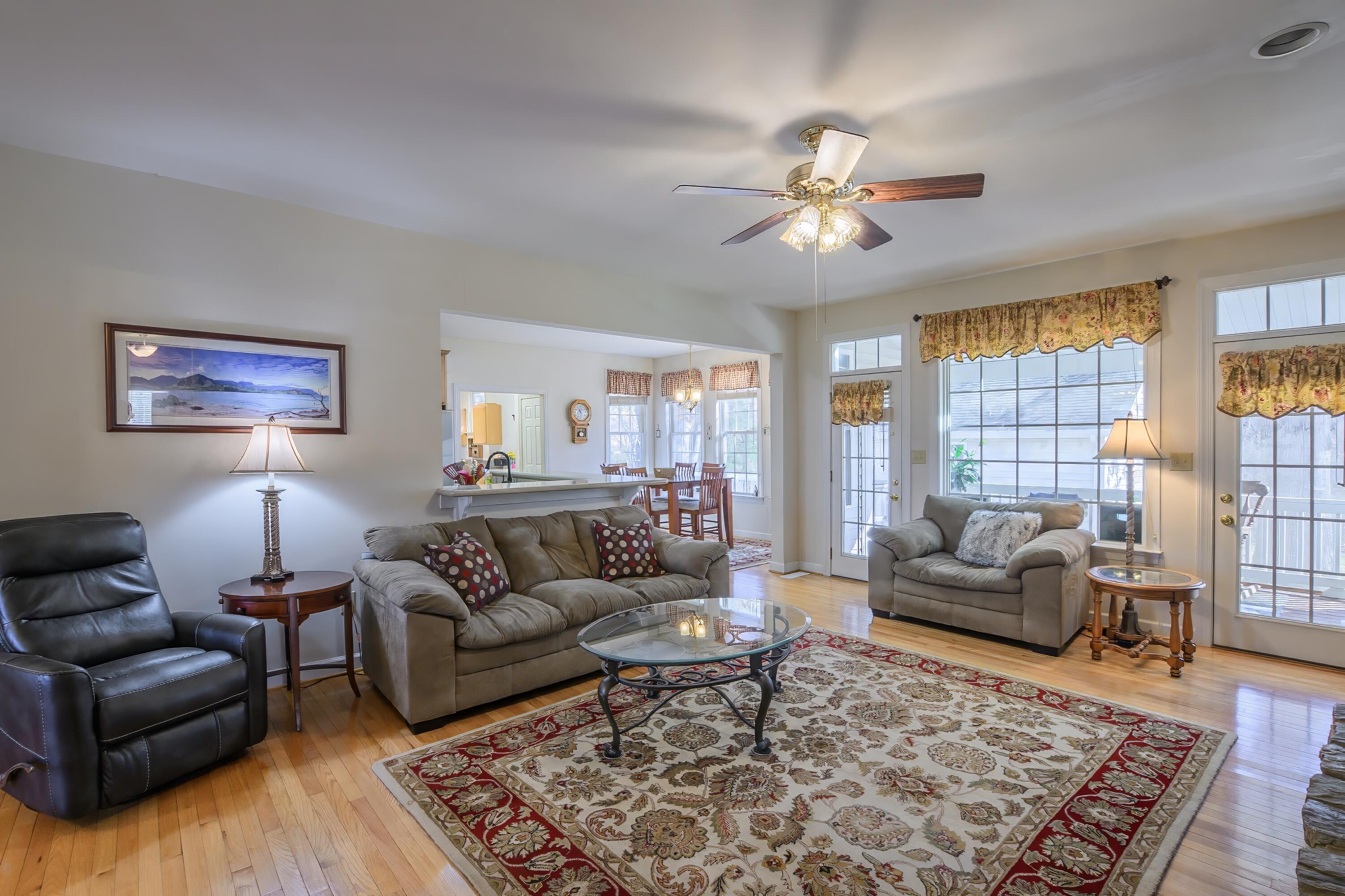 180 Longview Meadow Dr