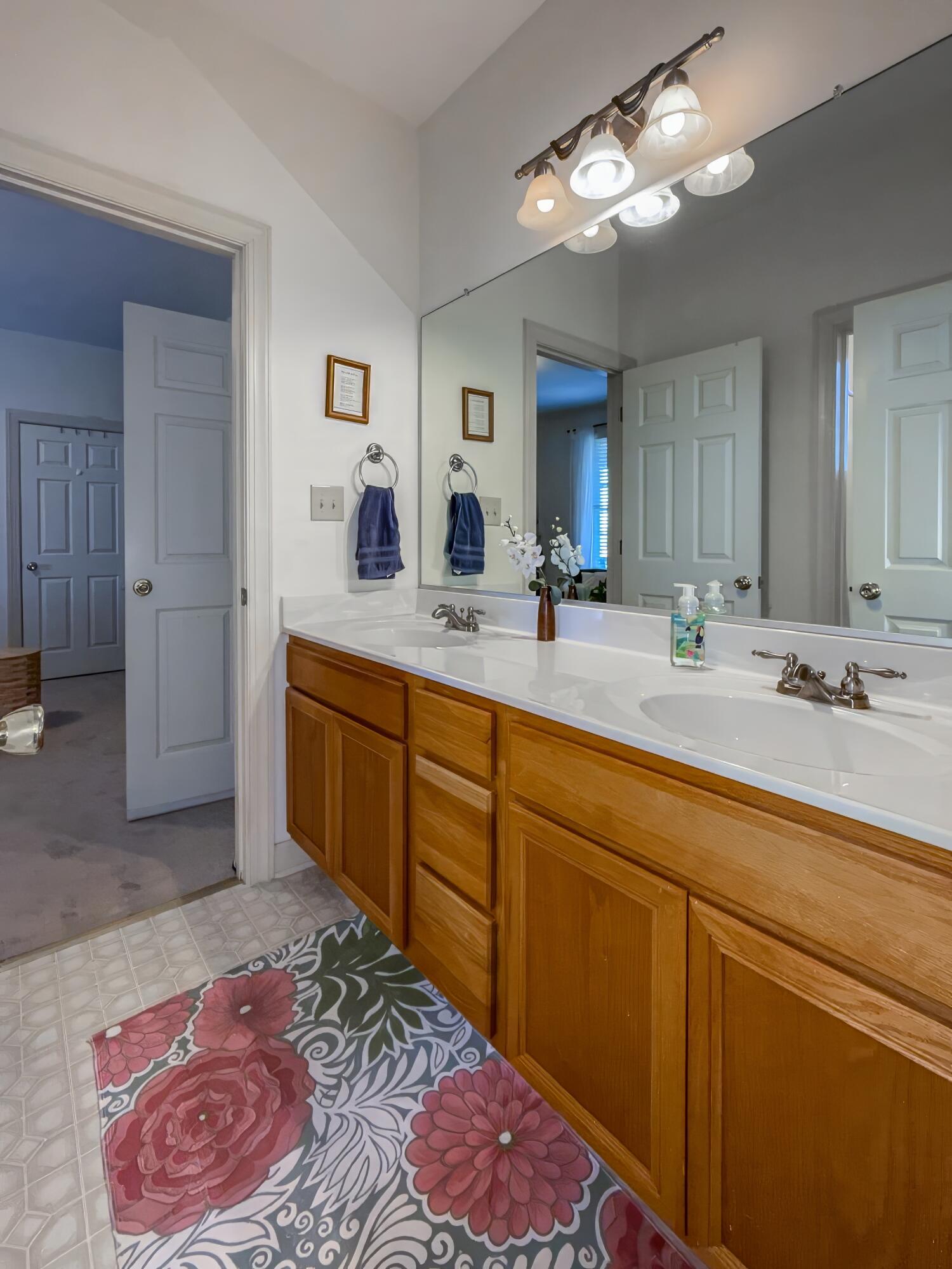 180 Longview Meadow Dr
