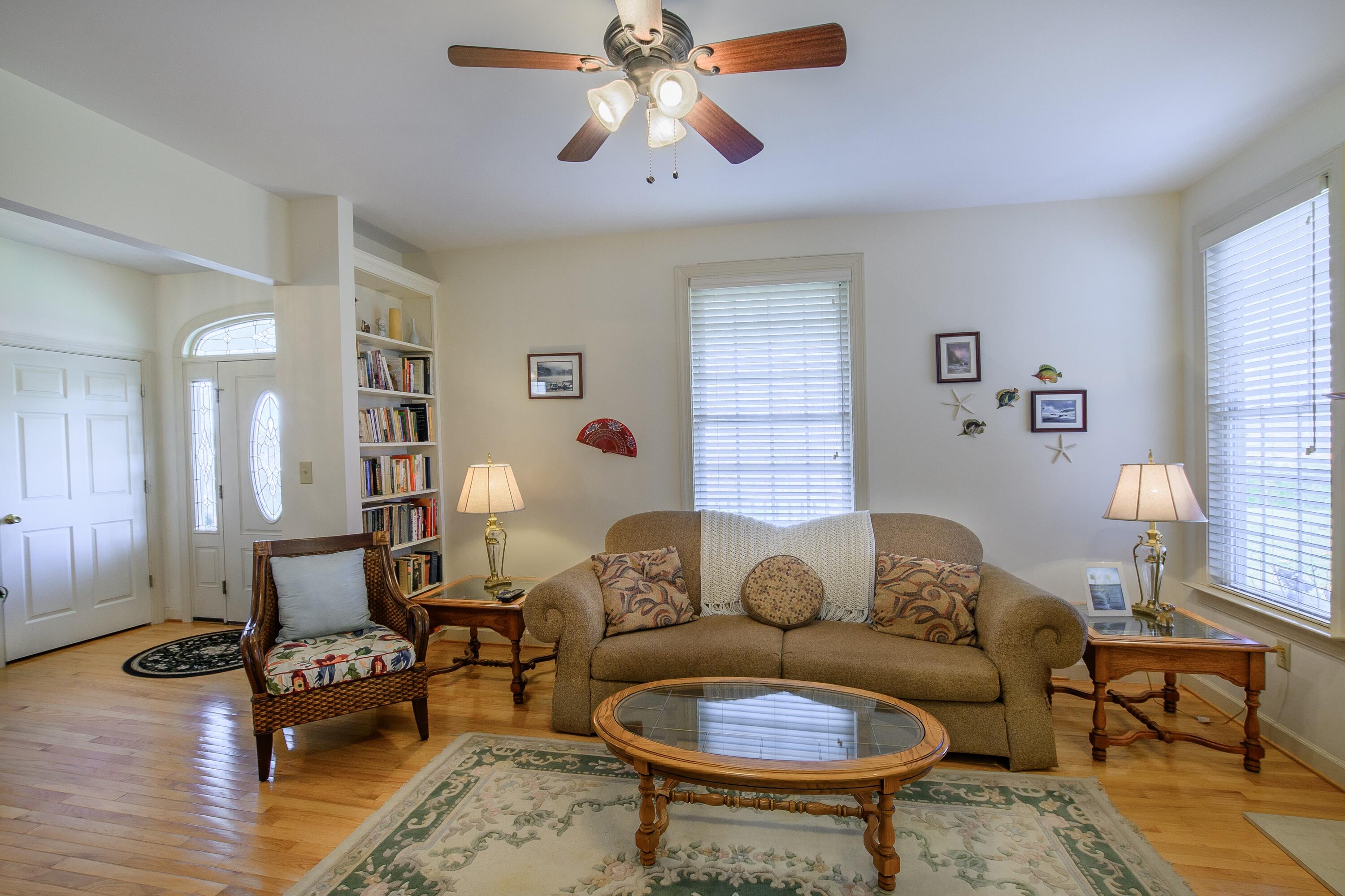 180 Longview Meadow Dr