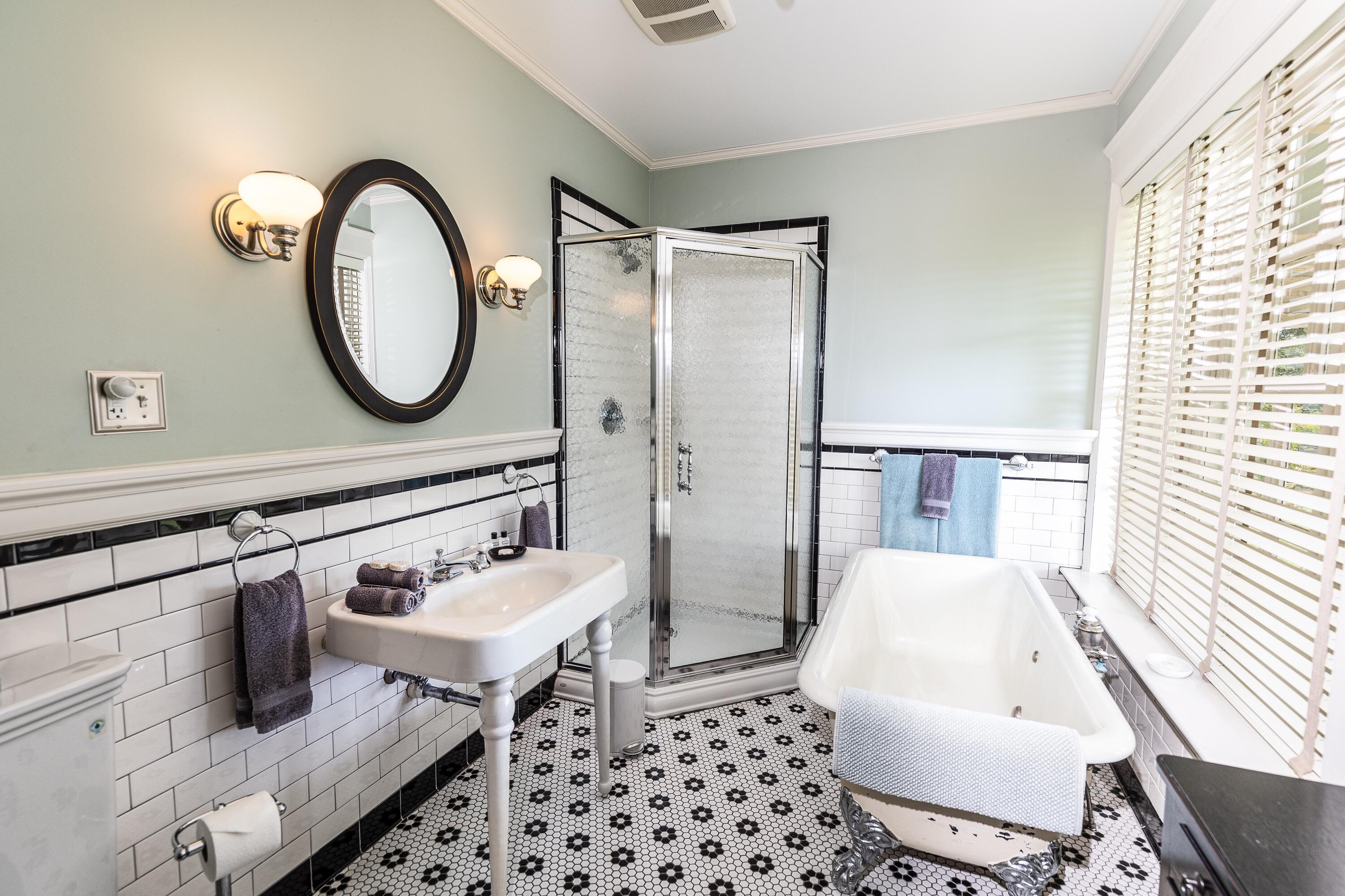 20 Houston Tavern Ln