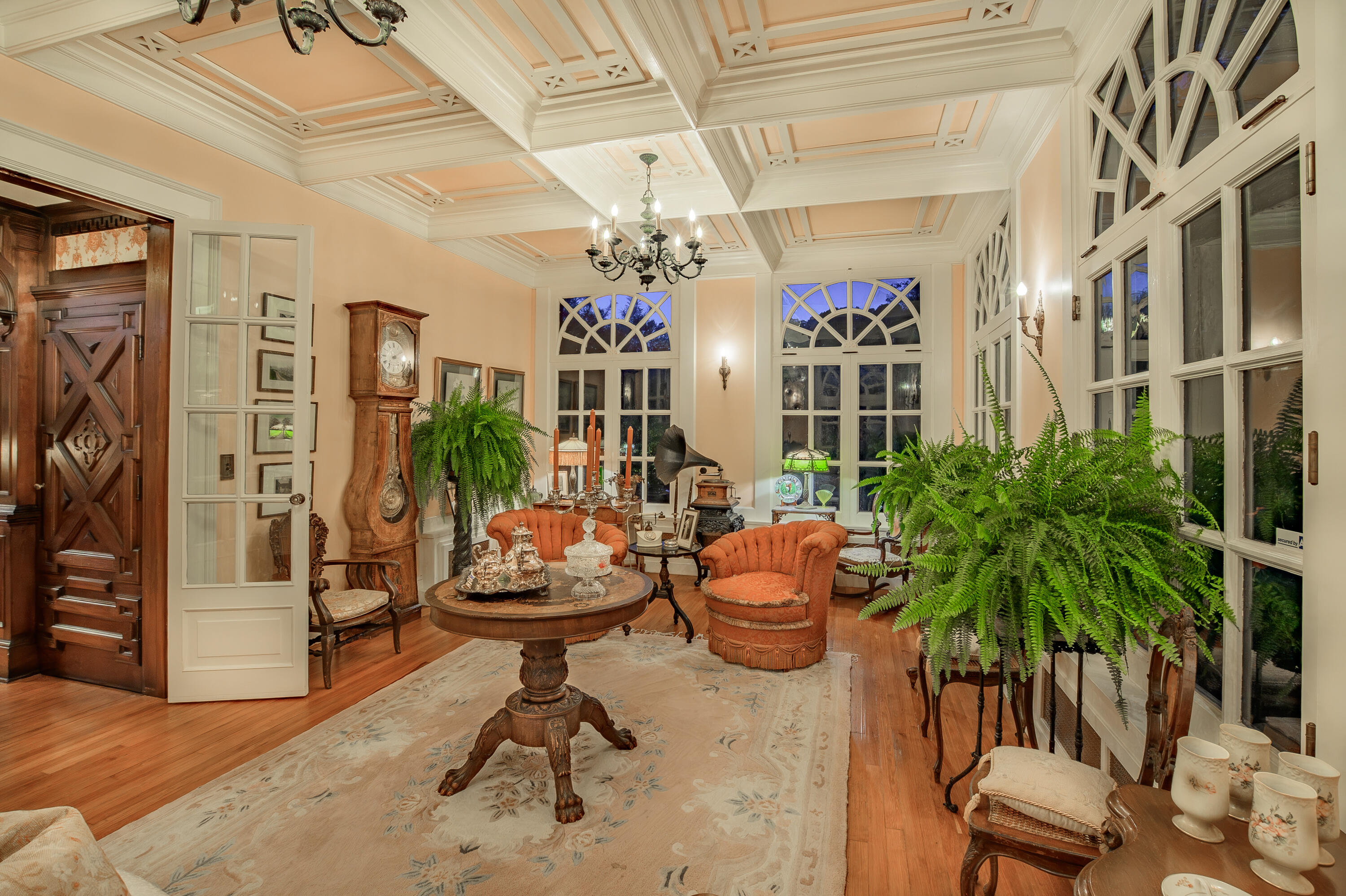 20 Houston Tavern Ln