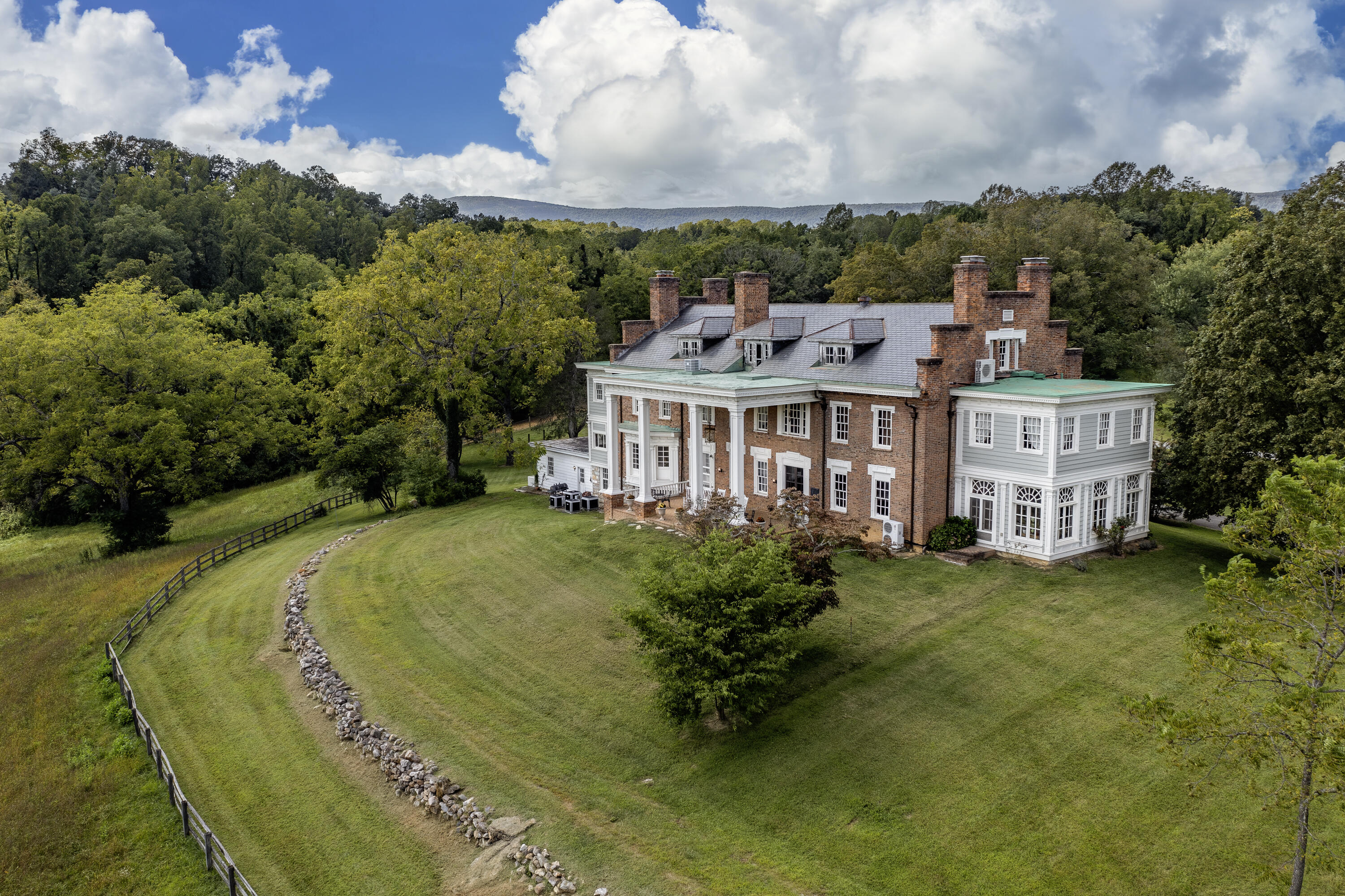 20 Houston Tavern Ln