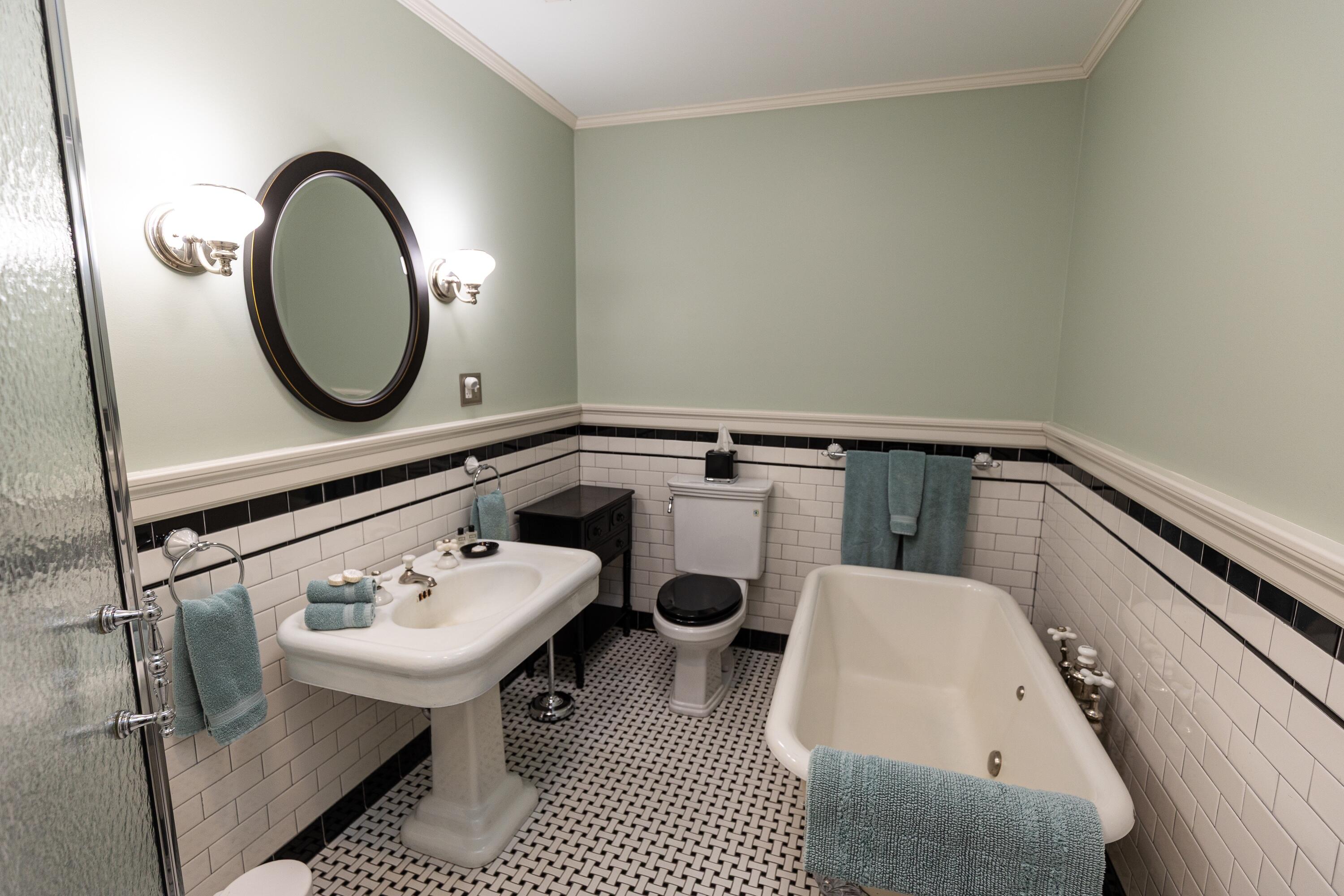 20 Houston Tavern Ln