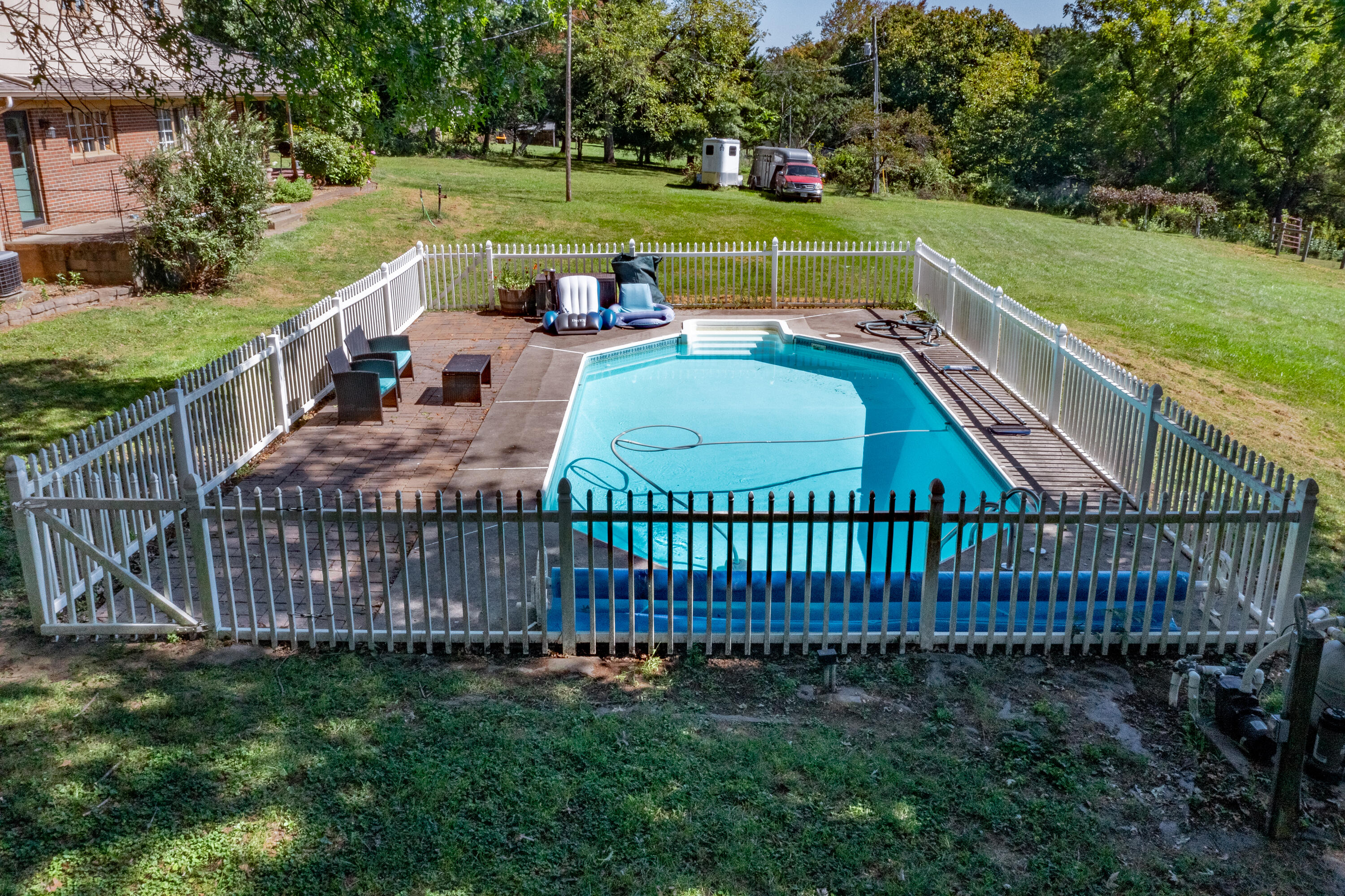 587 Bunker Hill Mill Rd