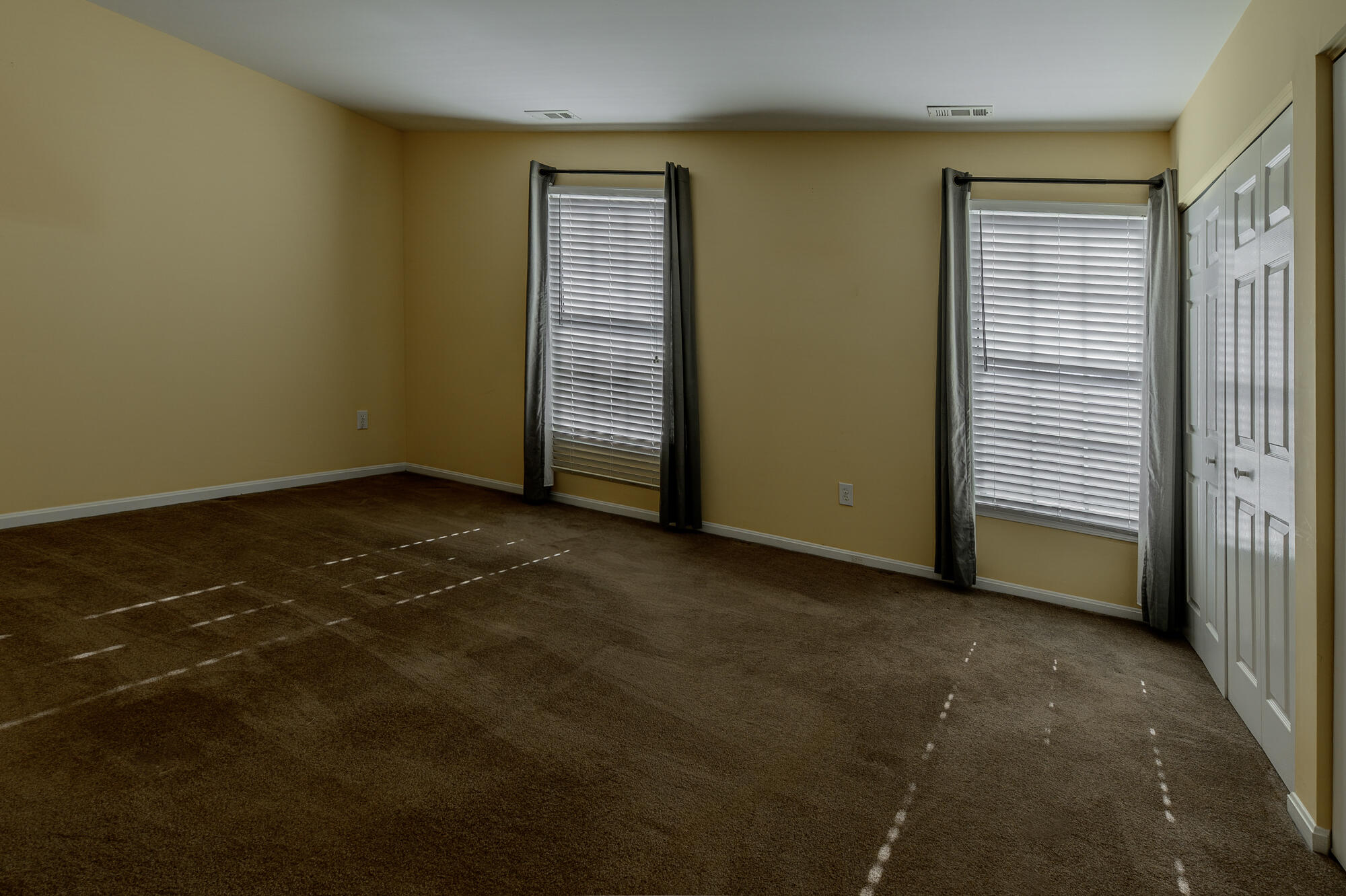 12 Hall Cir