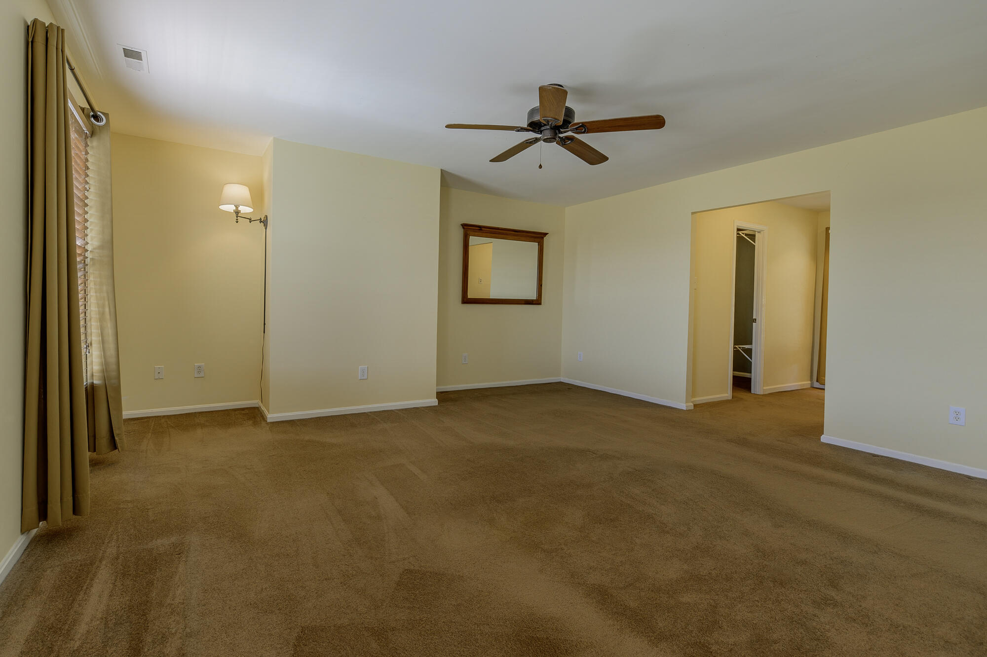 12 Hall Cir