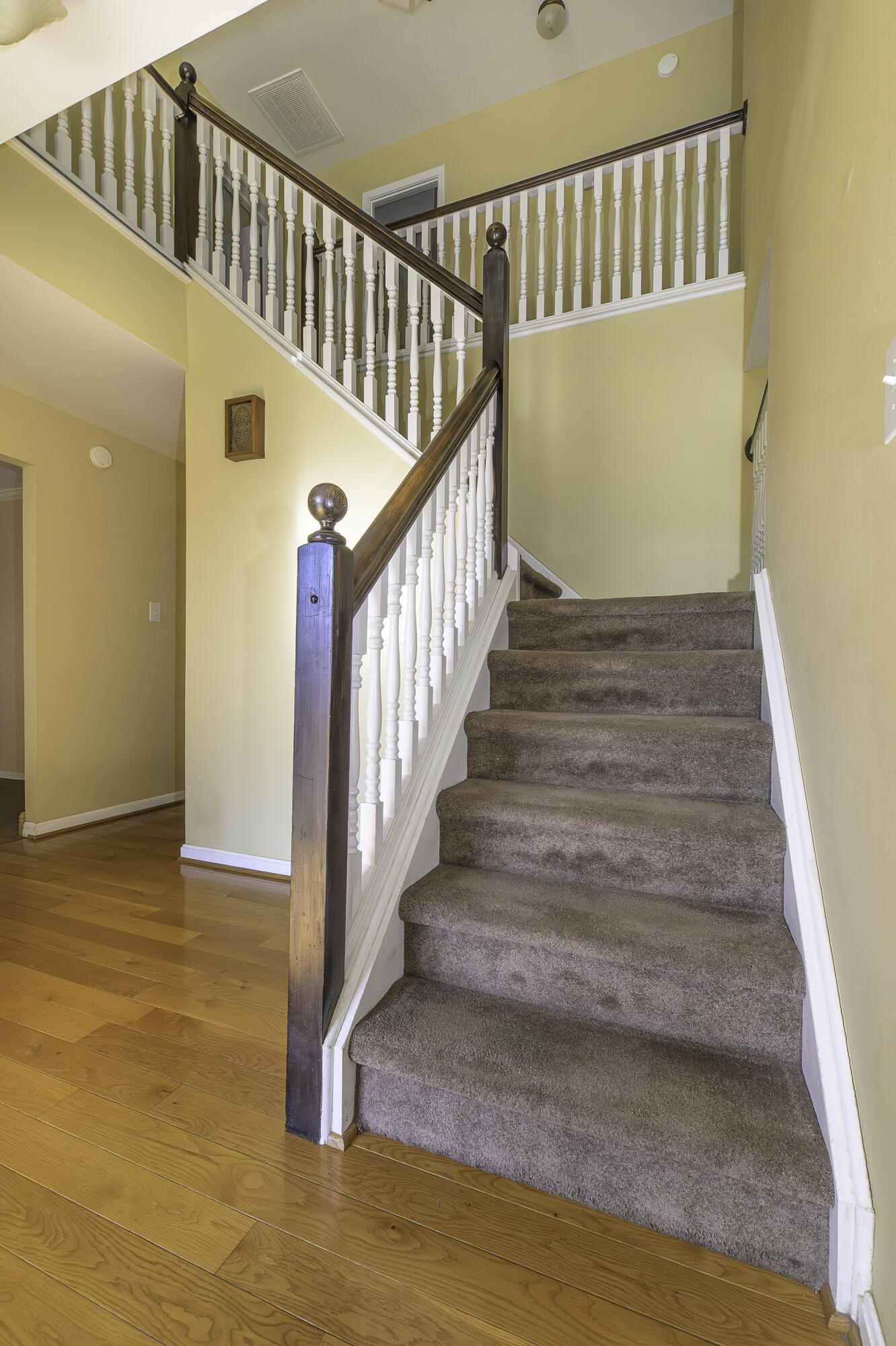 12 Hall Cir