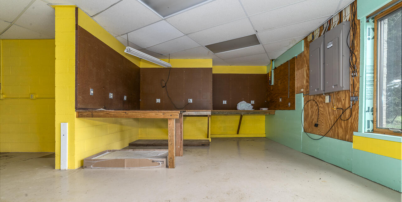 150 FOREST HILL VIEW