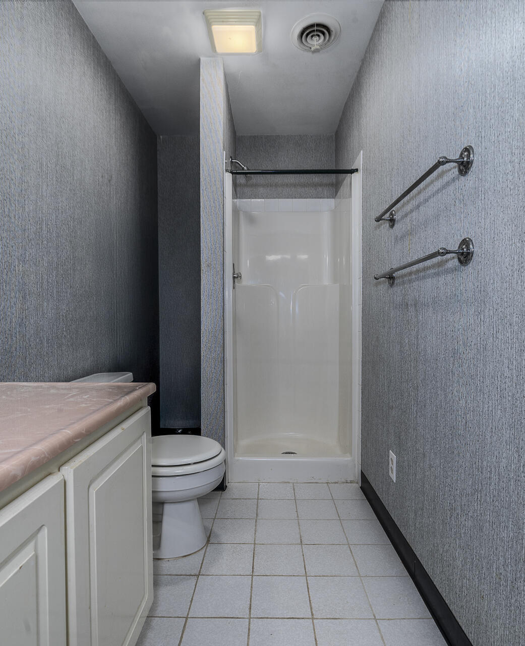 150 FOREST HILL VIEW