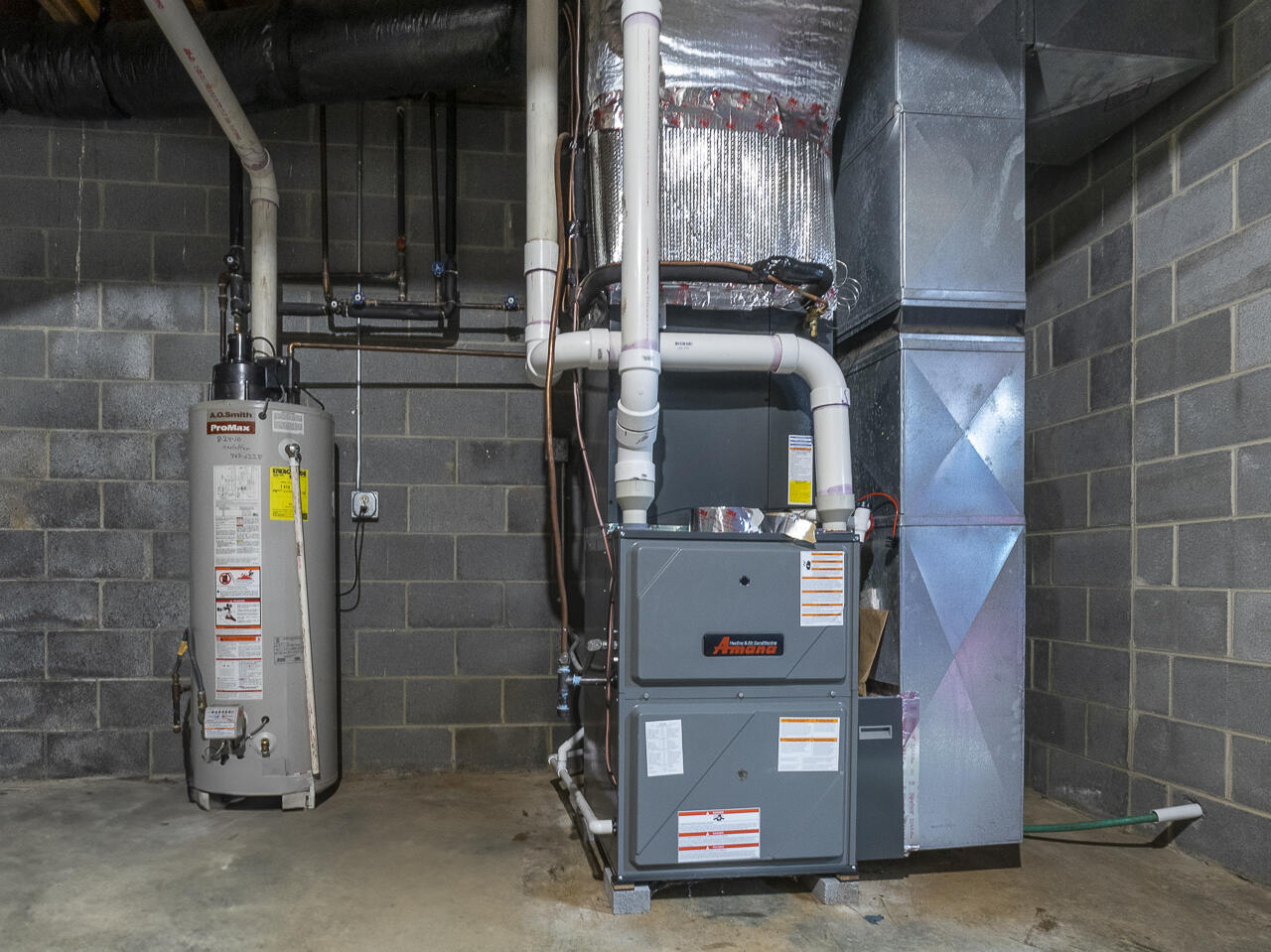 150 FOREST HILL VIEW