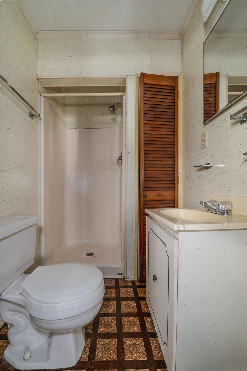 211 WaterTank Rd