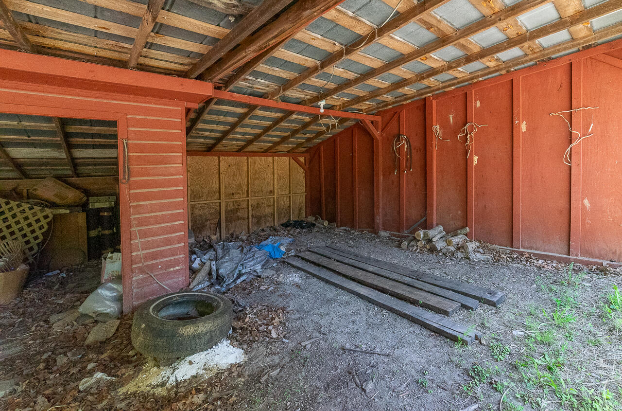 211 WaterTank Rd