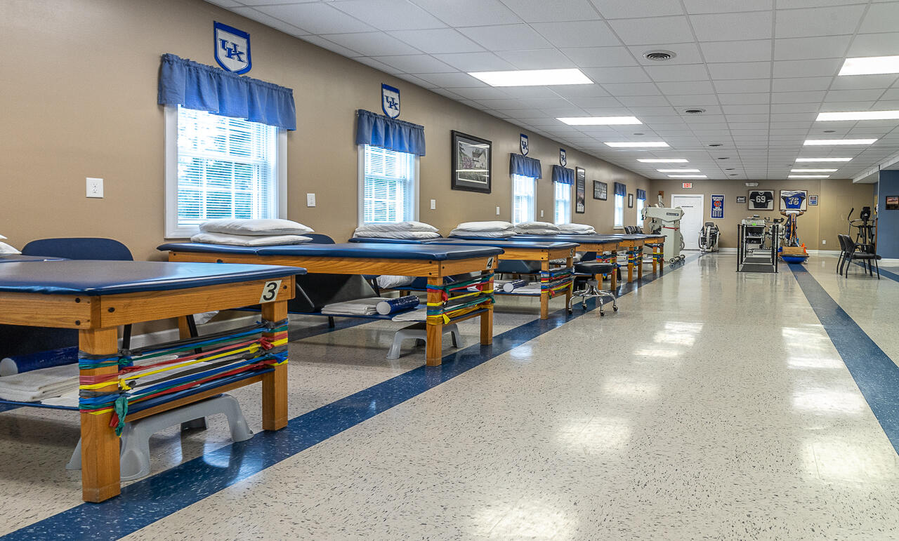 25 Crossing Ln Suite 1