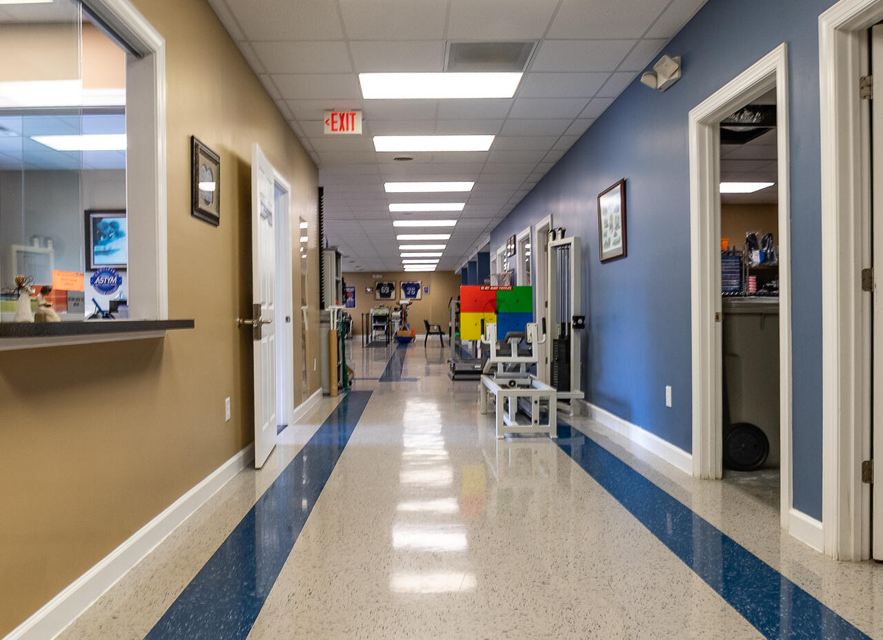 25 Crossing Ln Suite 1