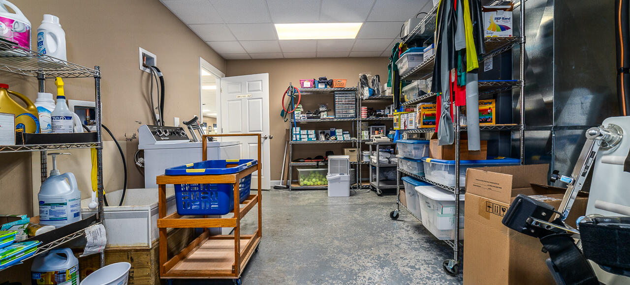 25 Crossing Ln Suite 1