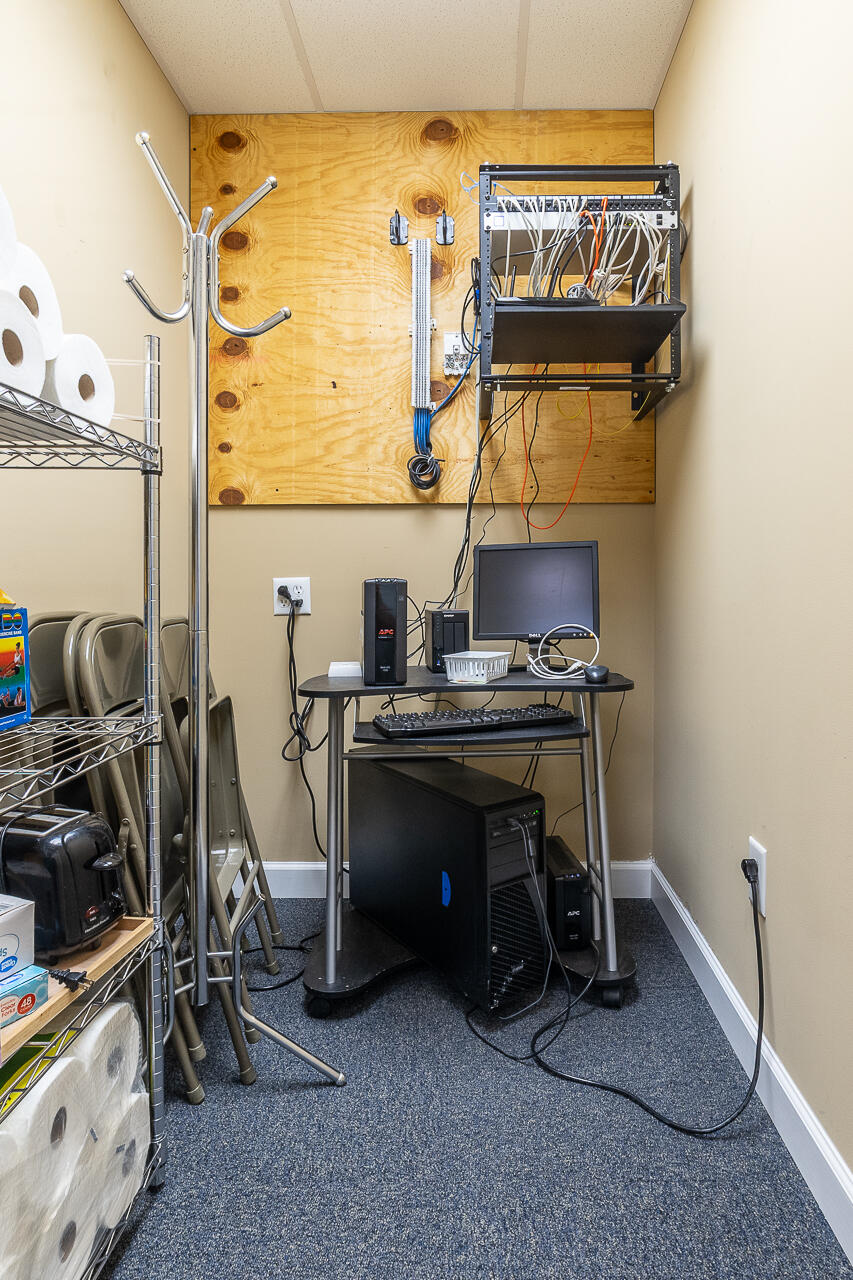 25 Crossing Ln Suite 1