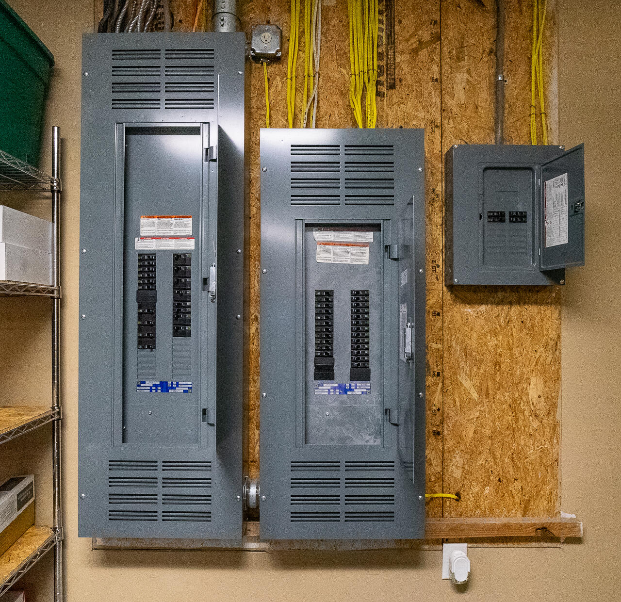 25 Crossing Ln Suite 1