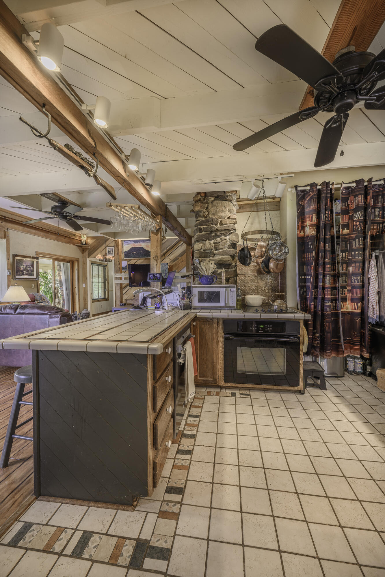 311 Higgins Hollow Rd