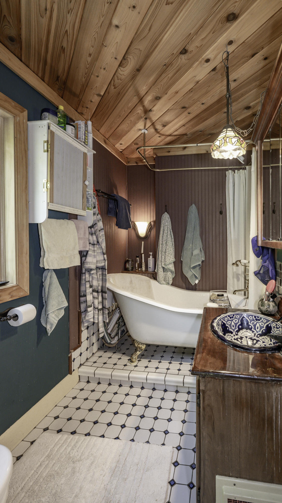 311 Higgins Hollow Rd