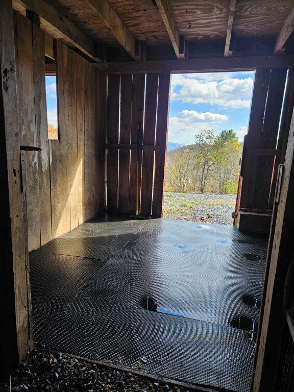 311 Higgins Hollow Rd