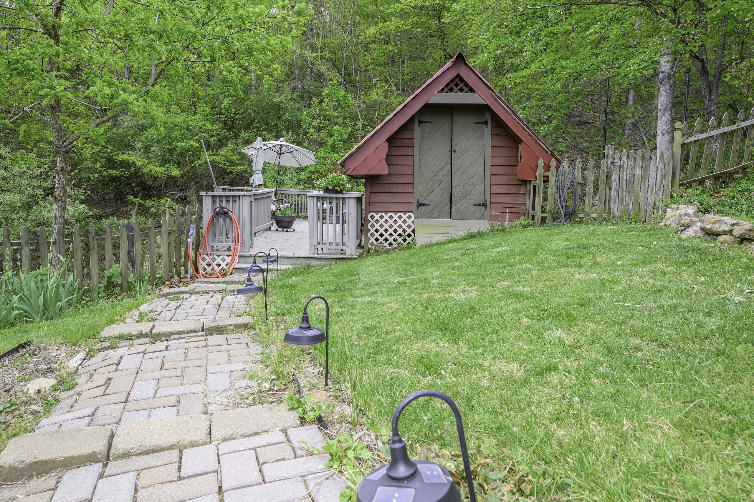 311 Higgins Hollow Rd