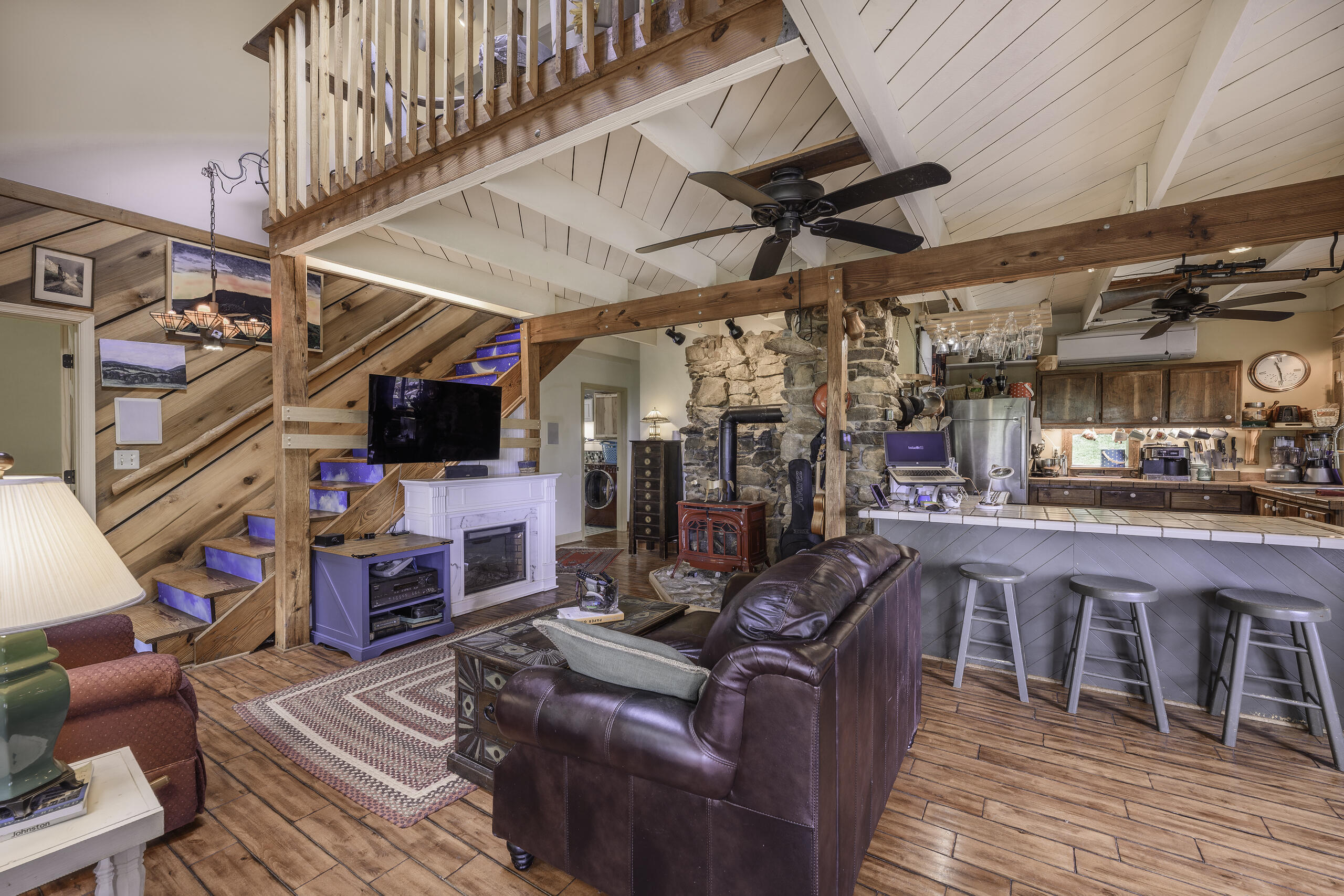 311 Higgins Hollow Rd