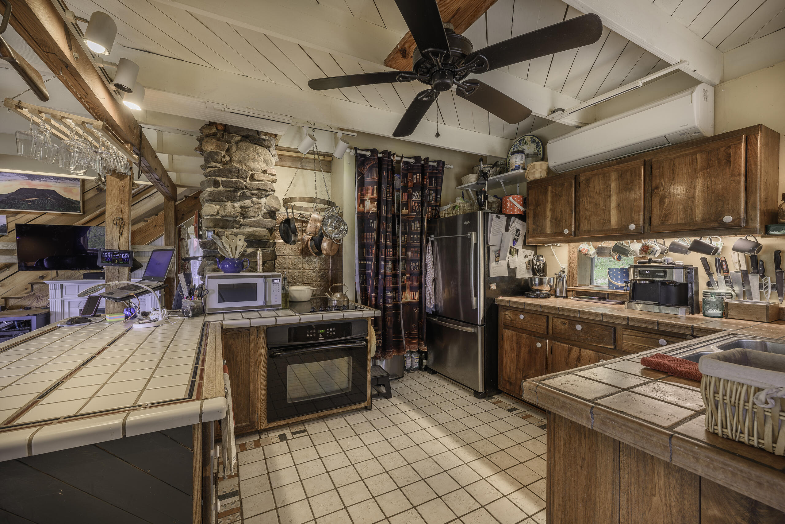 311 Higgins Hollow Rd