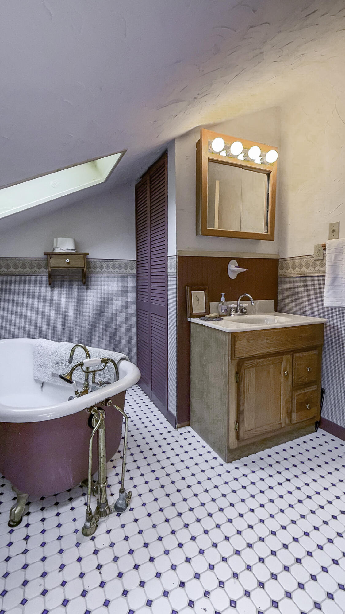 311 Higgins Hollow Rd