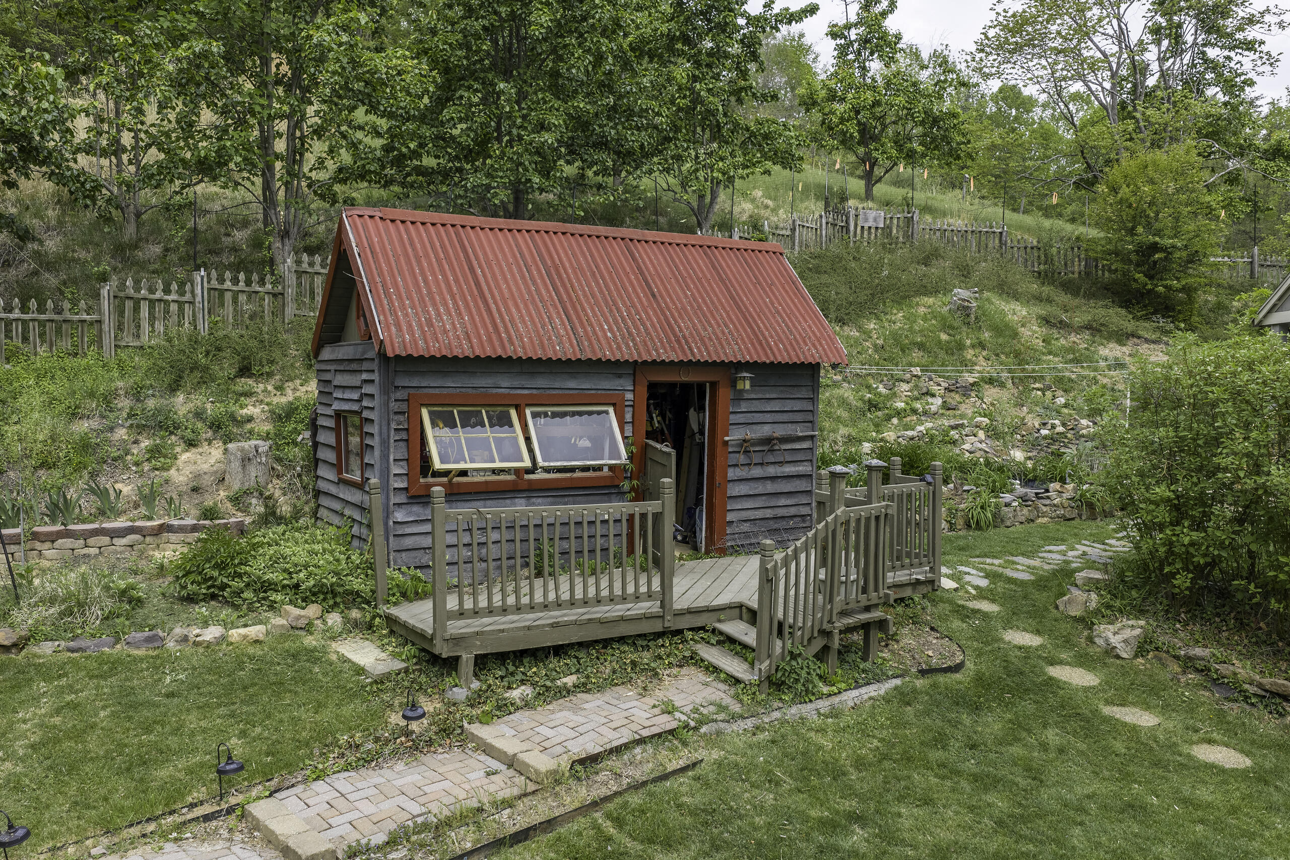 311 Higgins Hollow Rd