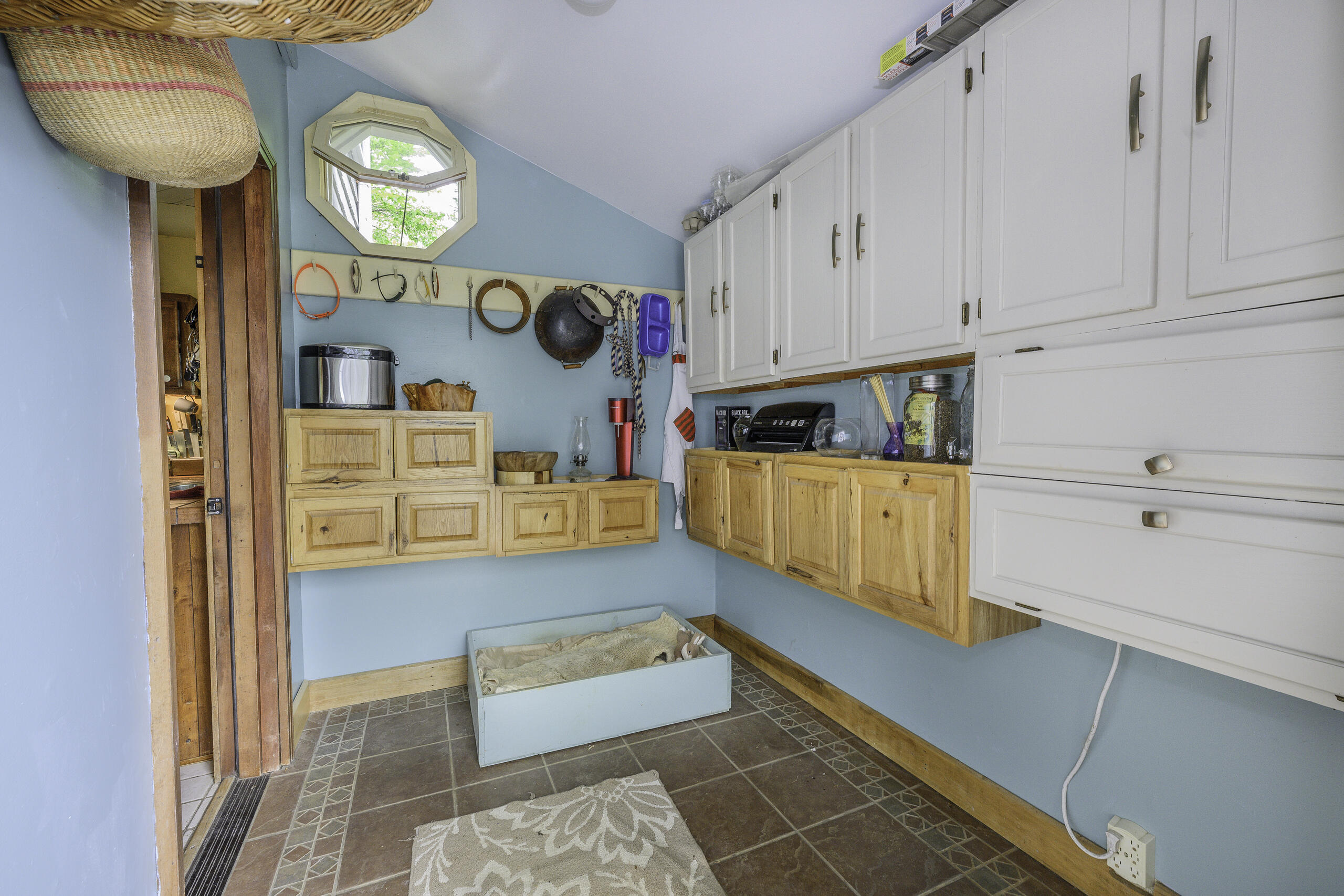 311 Higgins Hollow Rd