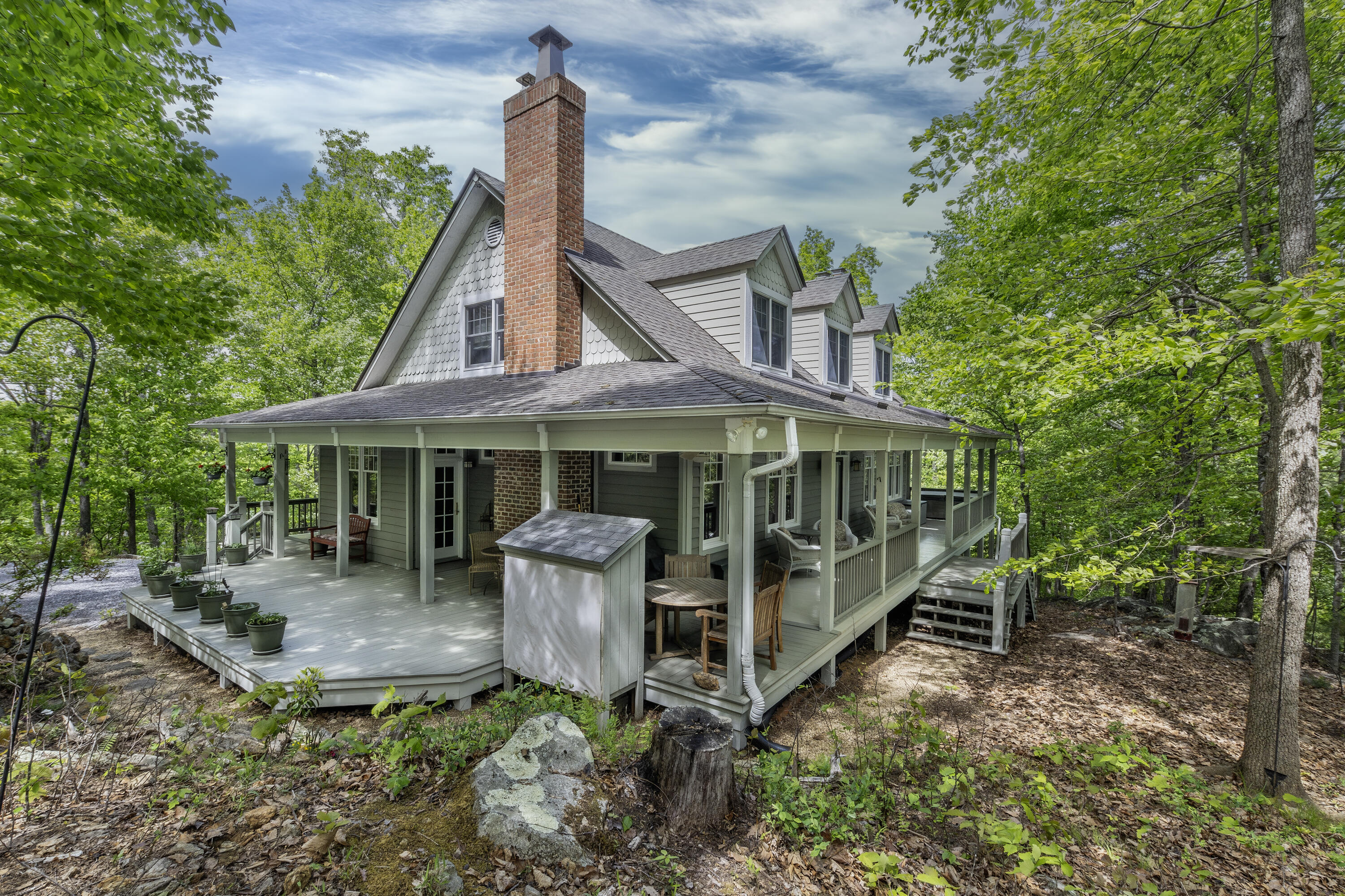 151 Stoneybrook Rd